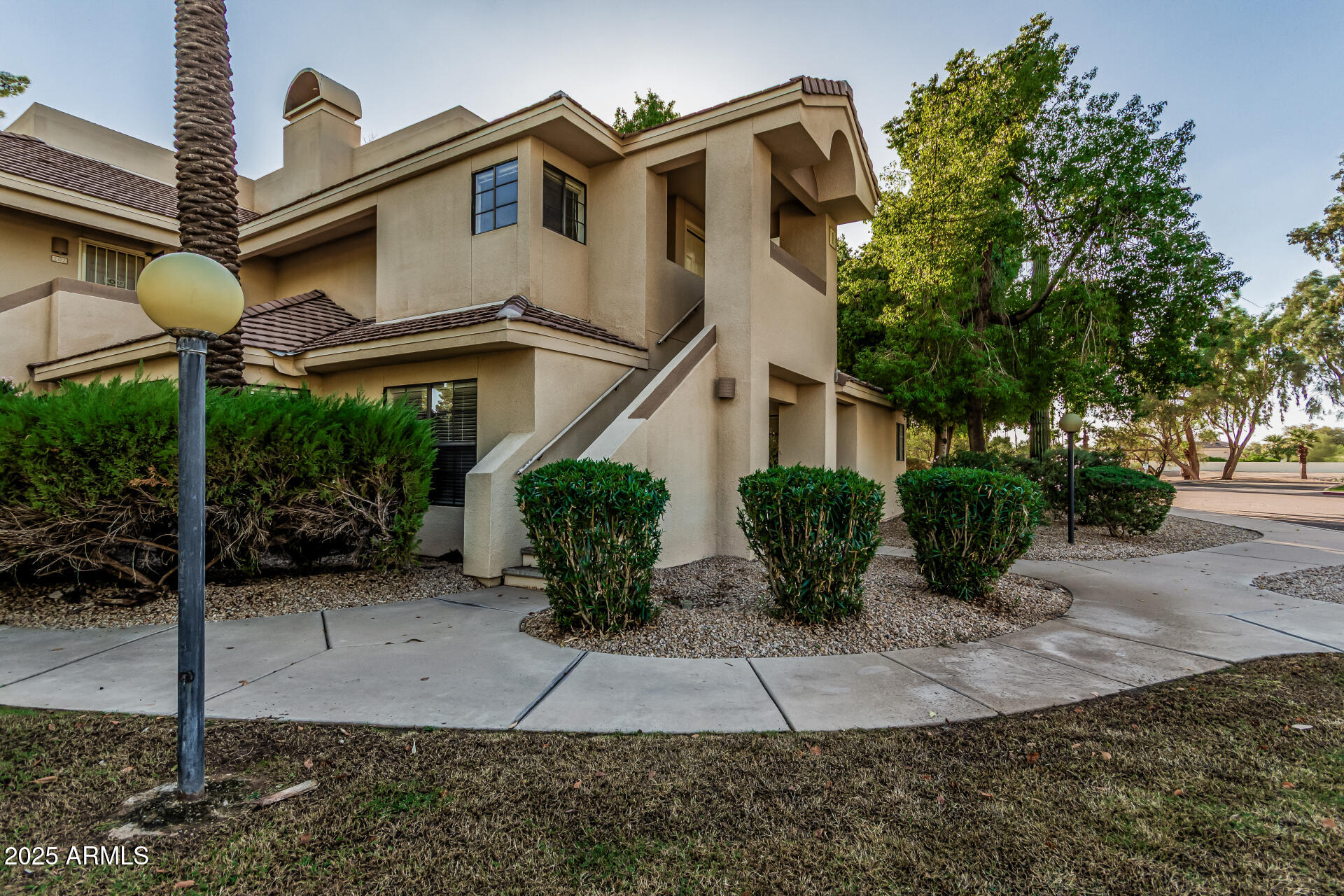 6885 E COCHISE Road 201