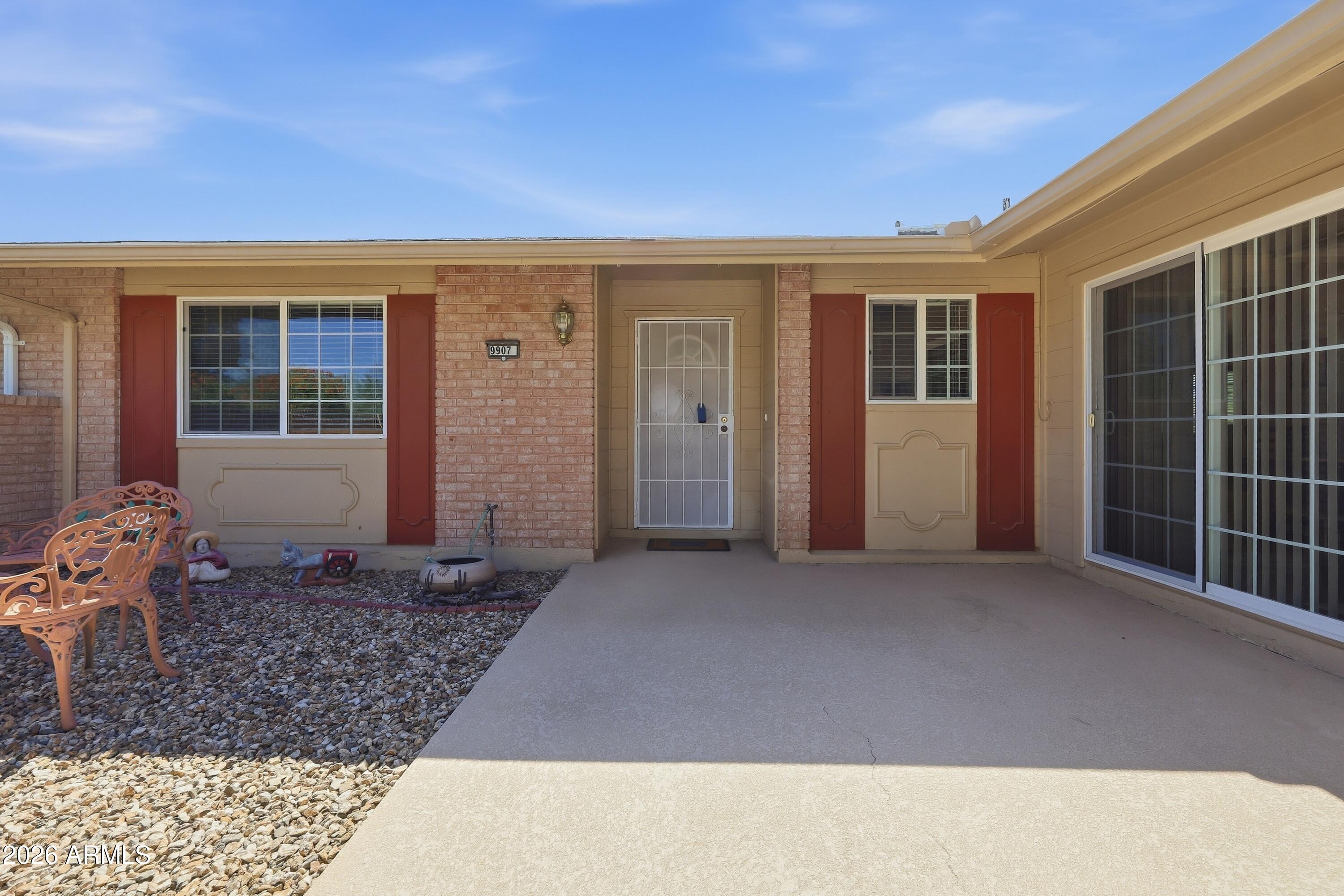 9907 W Spruce Drive