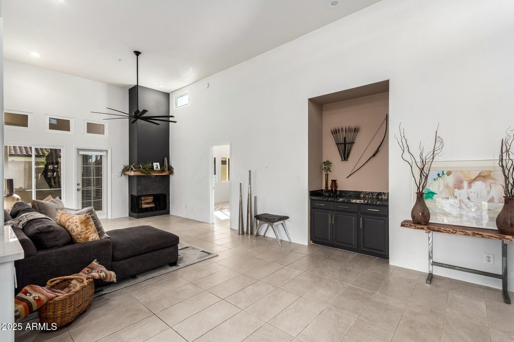 Photo of 11333 N 92nd Street #1101, Scottsdale, AZ 85260 (MLS # 6958123)