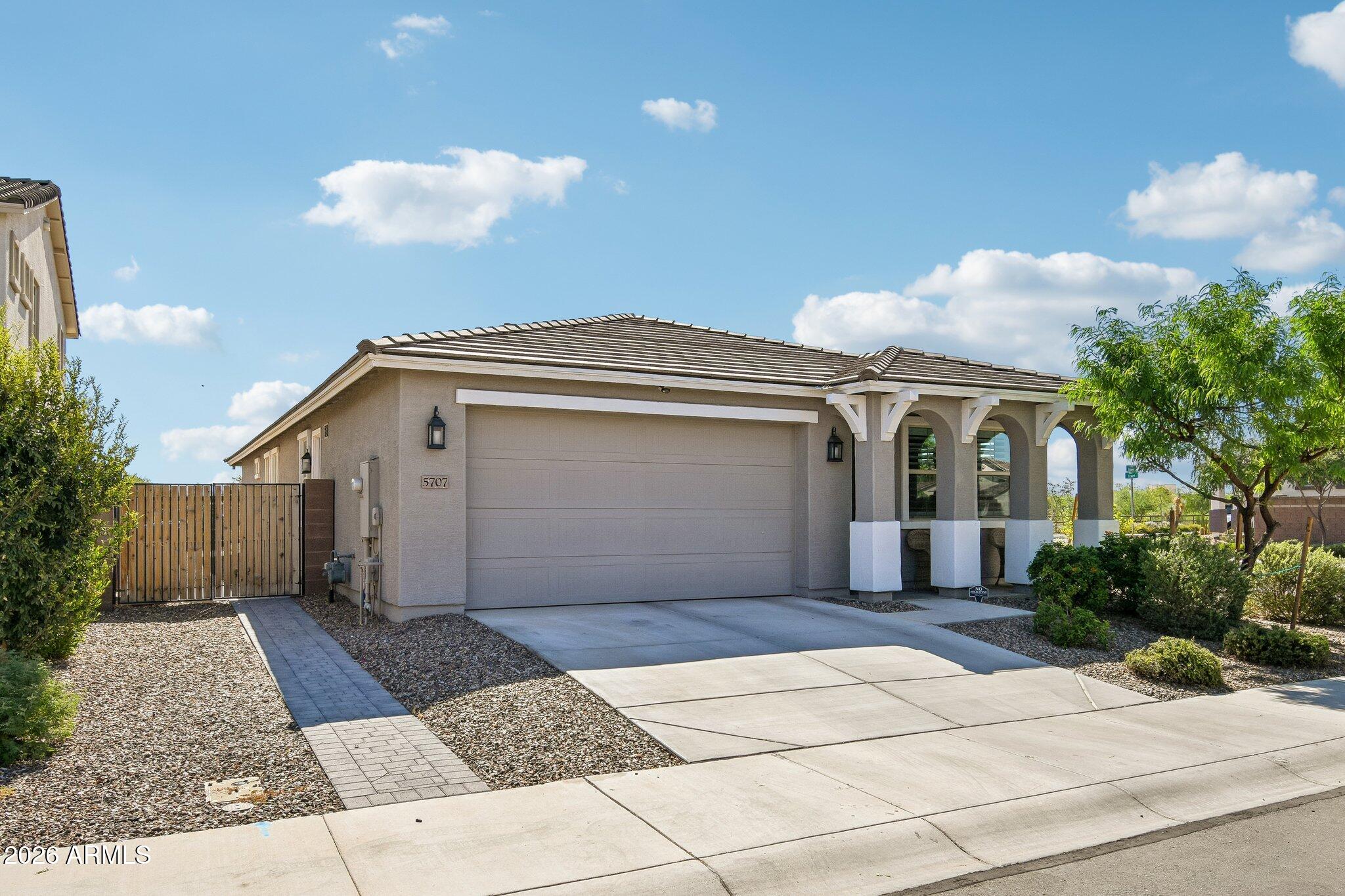 5707 S VENETO --