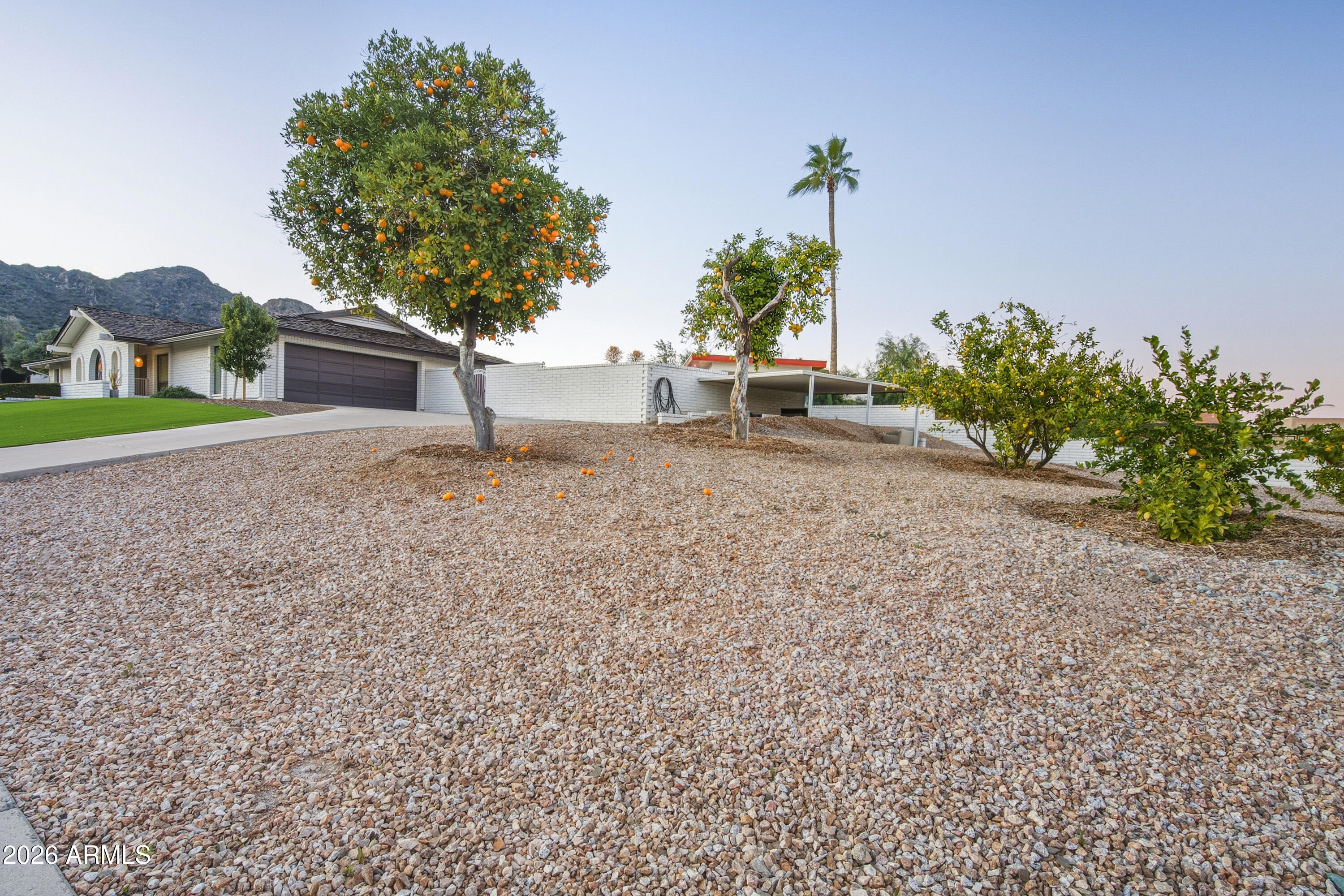 2404 E Mountain View Road