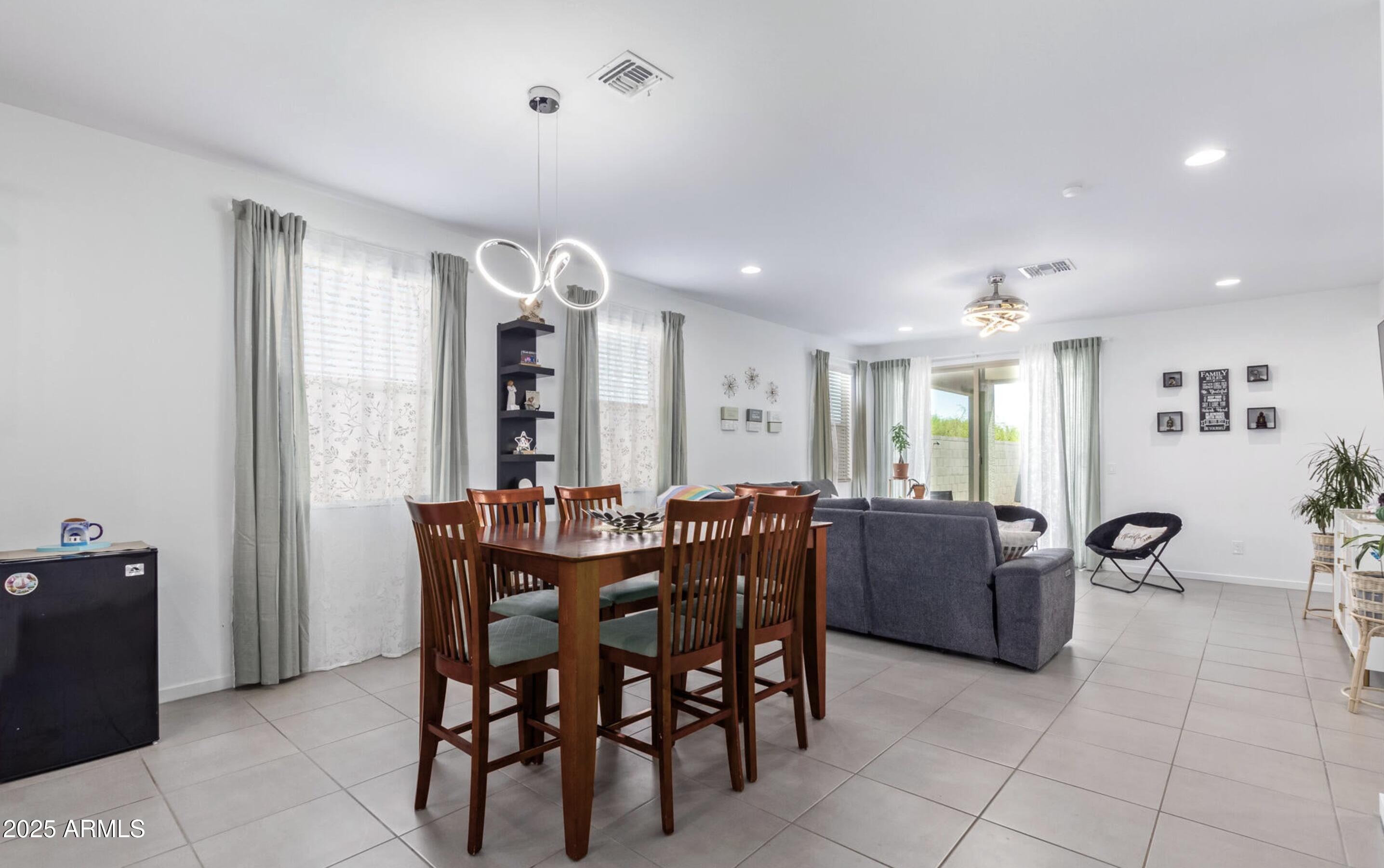 5613 W NOTCH HILL Road