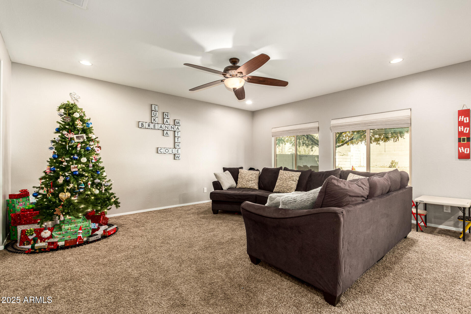 10752 W DESERT ELM Lane