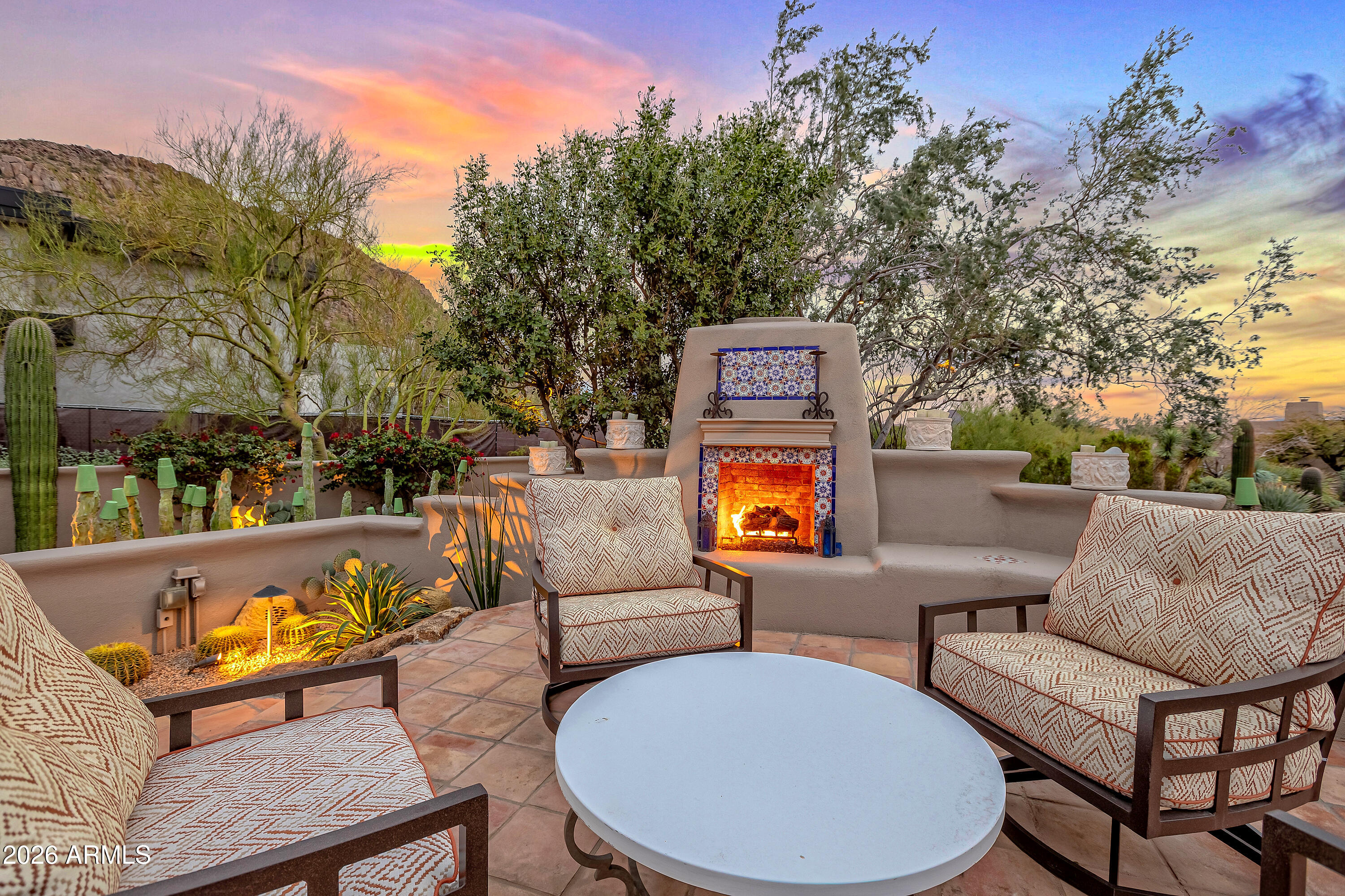 10040 E HAPPY VALLEY Road 483