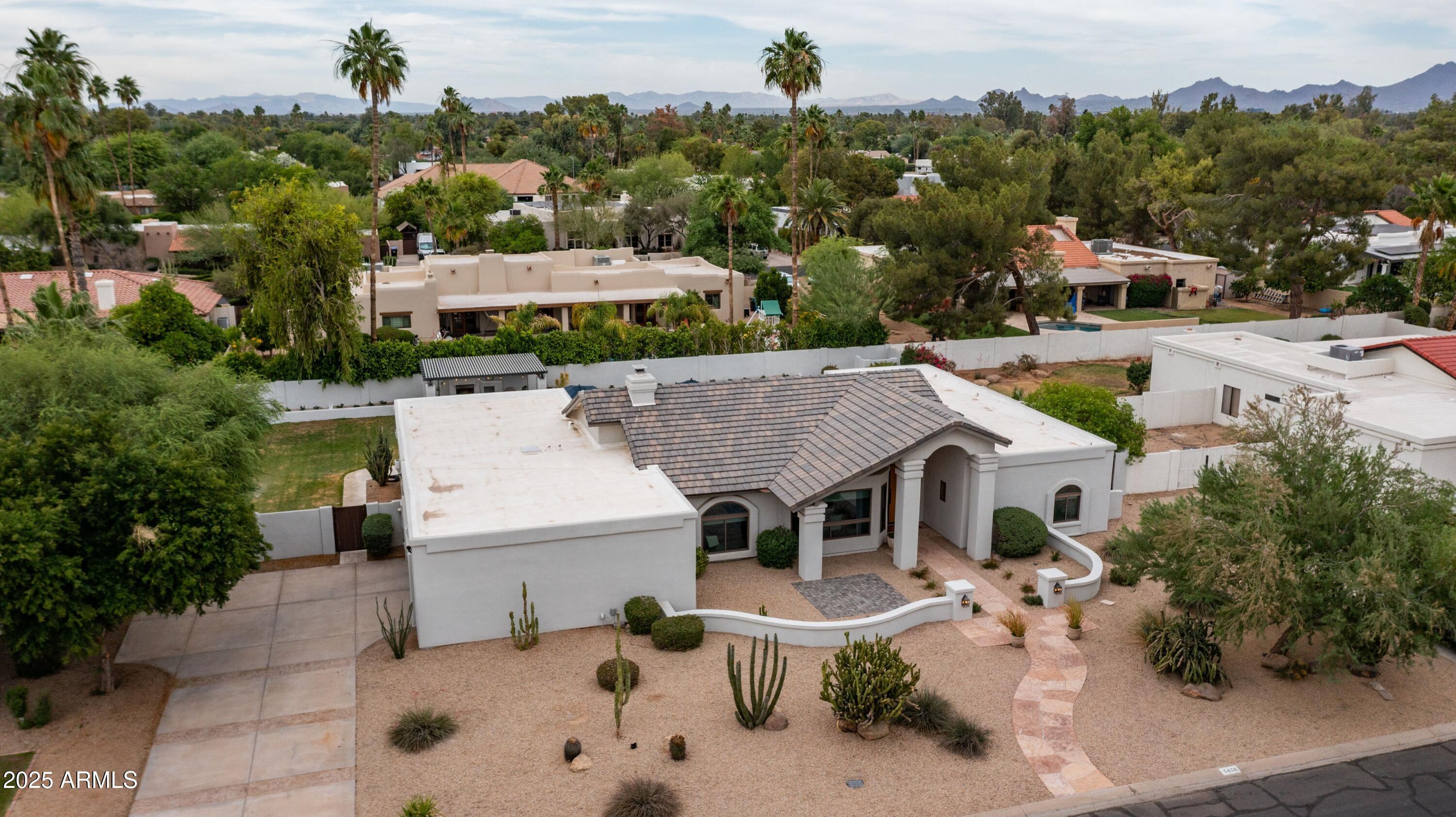 Homes 2 5438 E LUPINE Avenue