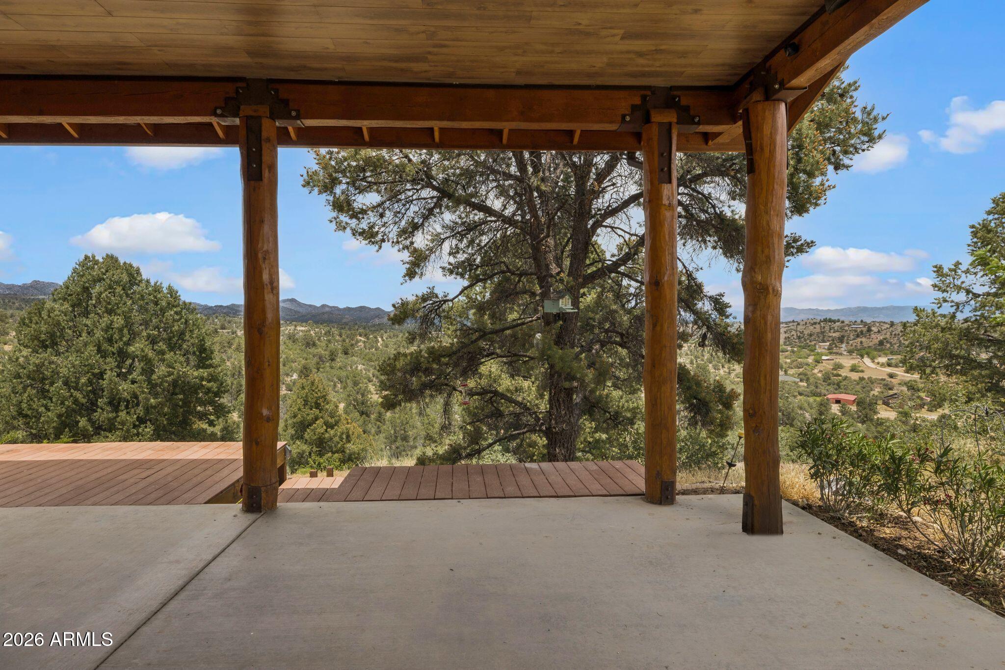 17495 W Ravens Nook --