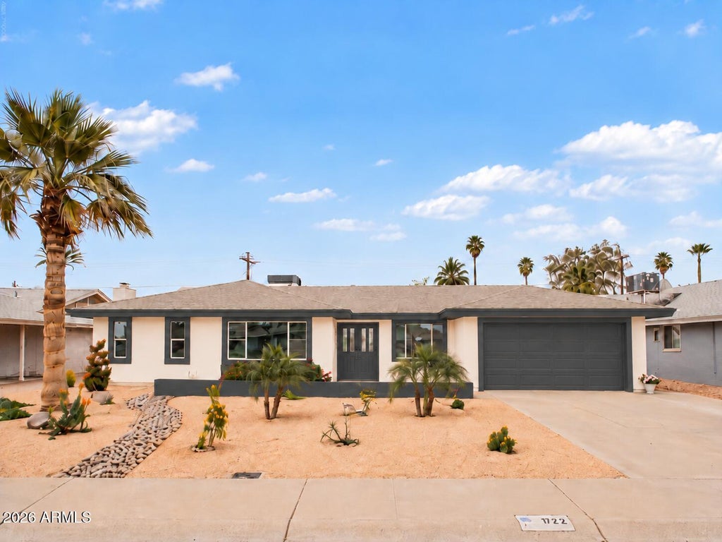 Photo of 922 E Loyola Drive, Tempe, AZ 85282 (MLS # 7078849)