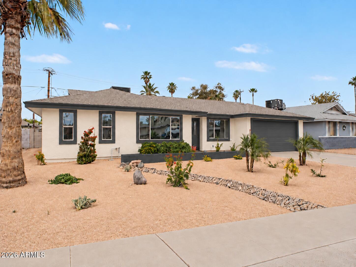 922 E LOYOLA Drive
