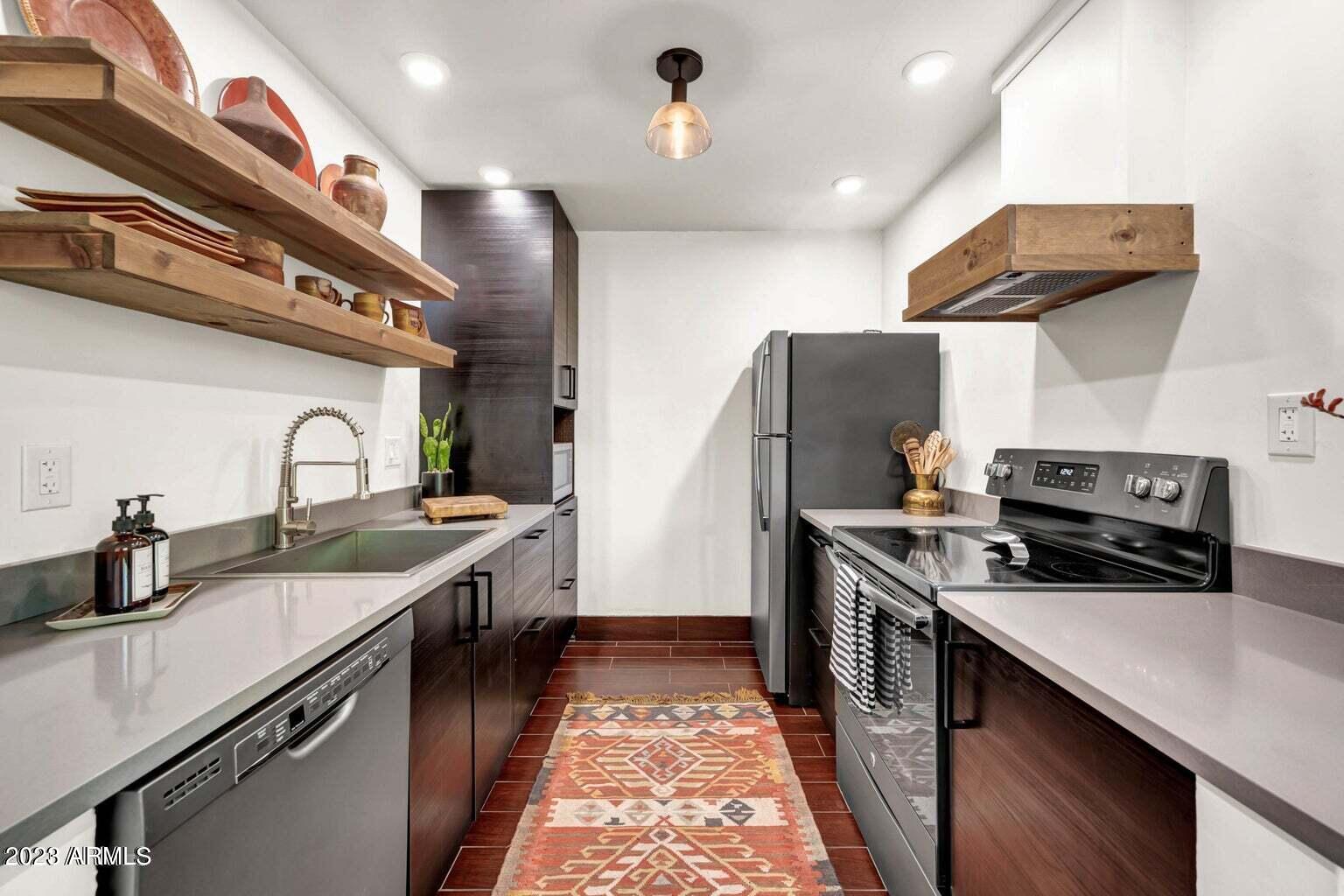 7625 E CAMELBACK Road B411