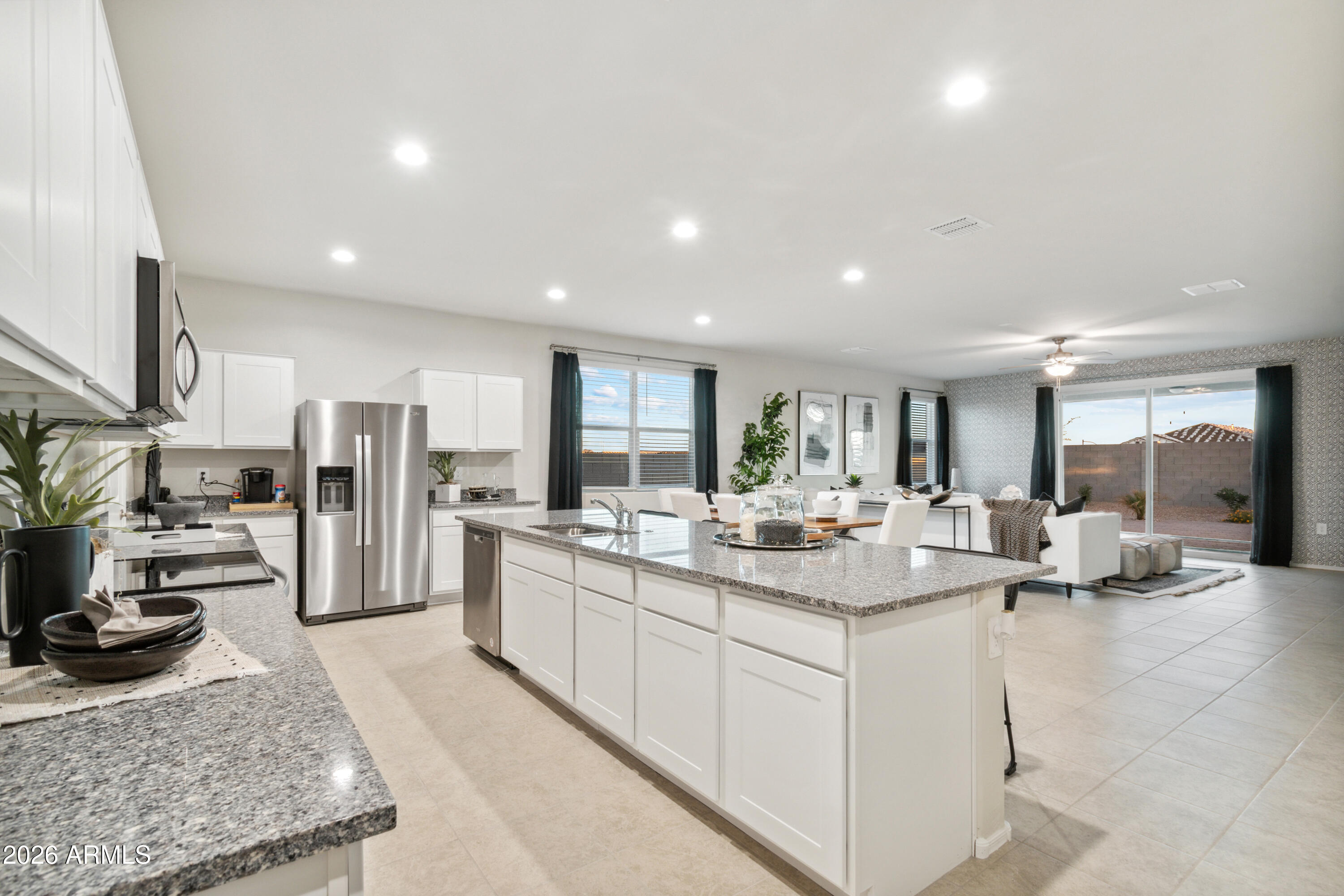 46577 W SKYLINE Drive
