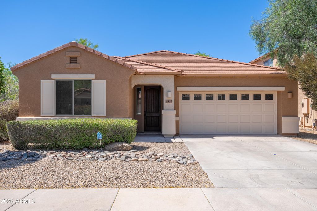 Photo of 4317 E Folgers Road, Phoenix, AZ 85050 (MLS # 7033014)