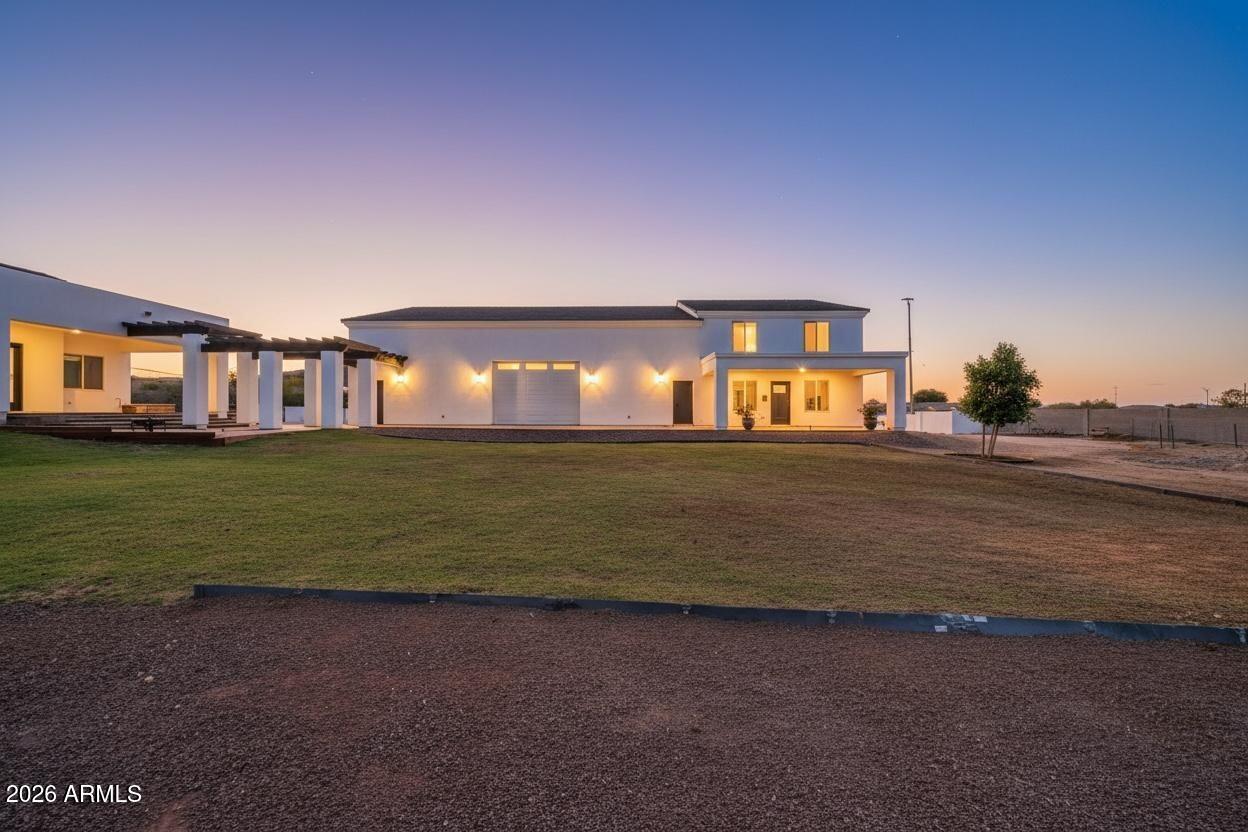 9321 W BUCKSKIN Trail