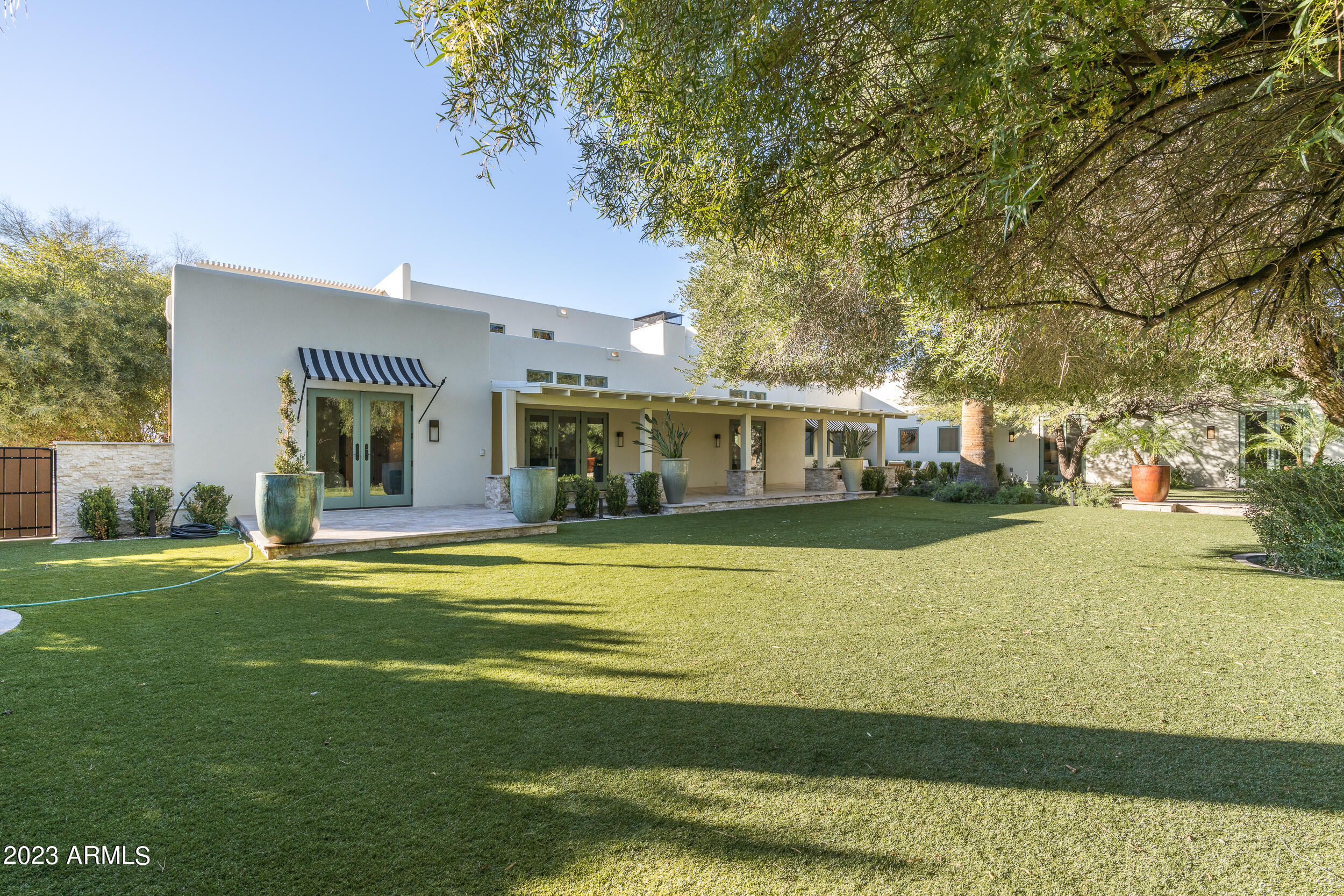 STONEVIEW - Residential