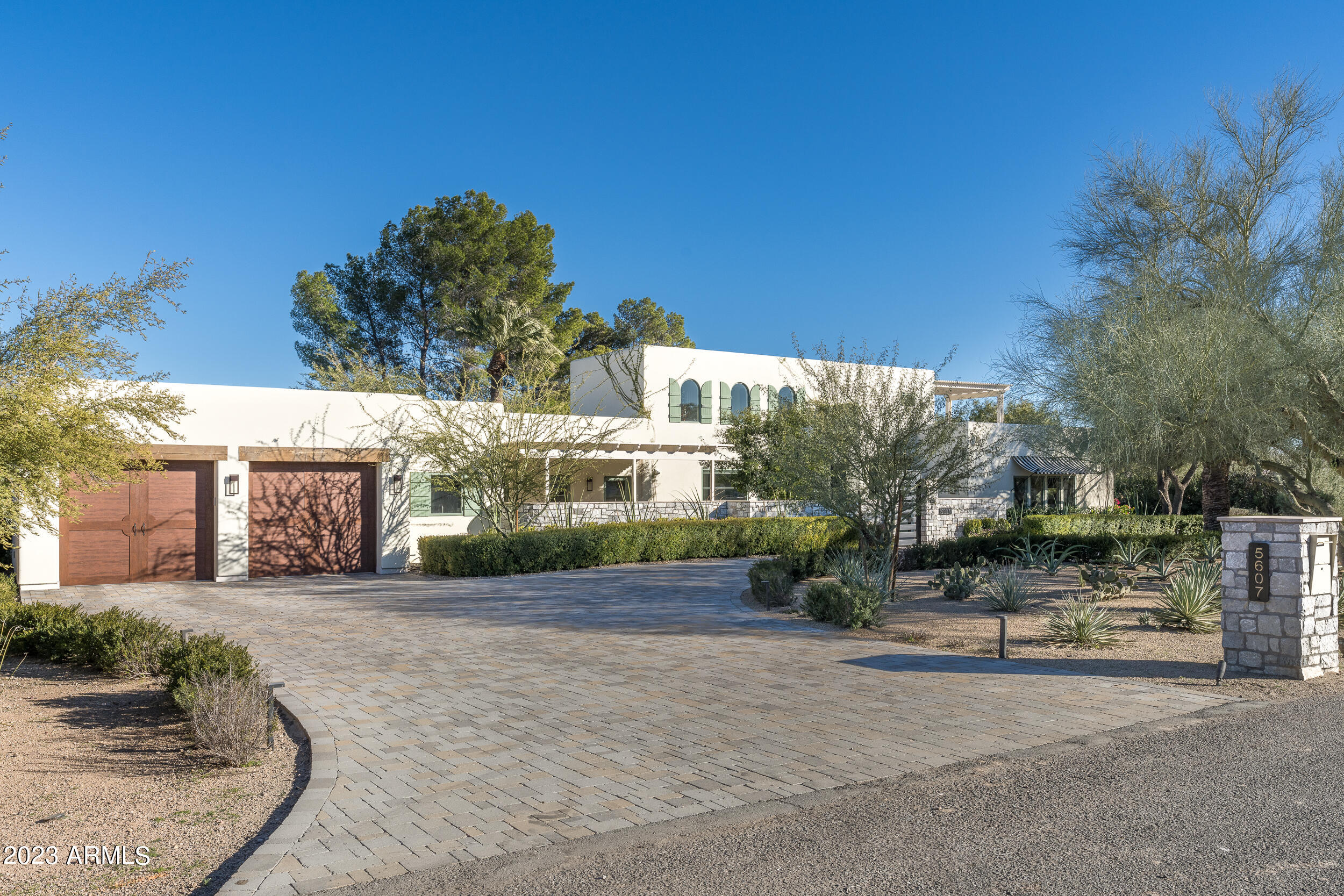 STONEVIEW - Residential