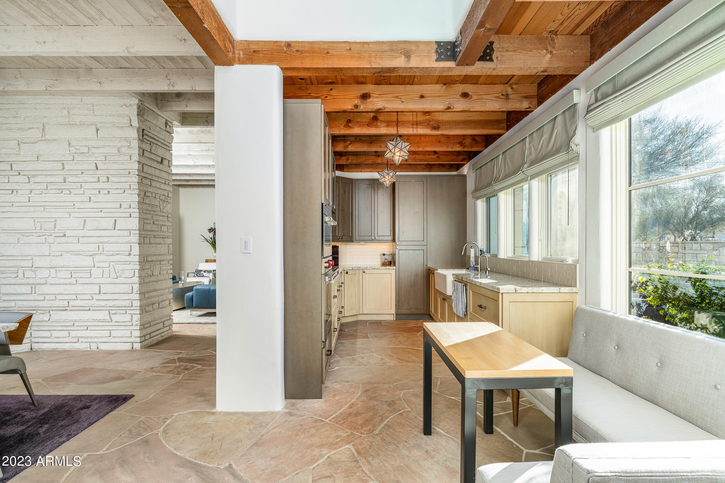 STONEVIEW - Residential