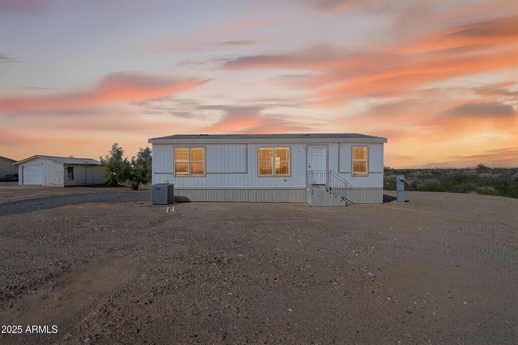 Photo of 33418 W Pima Street, Tonopah, AZ 85354 (MLS # 6922197)