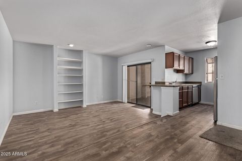 747 S EXTENSION Road 113 Mesa AZ 85210