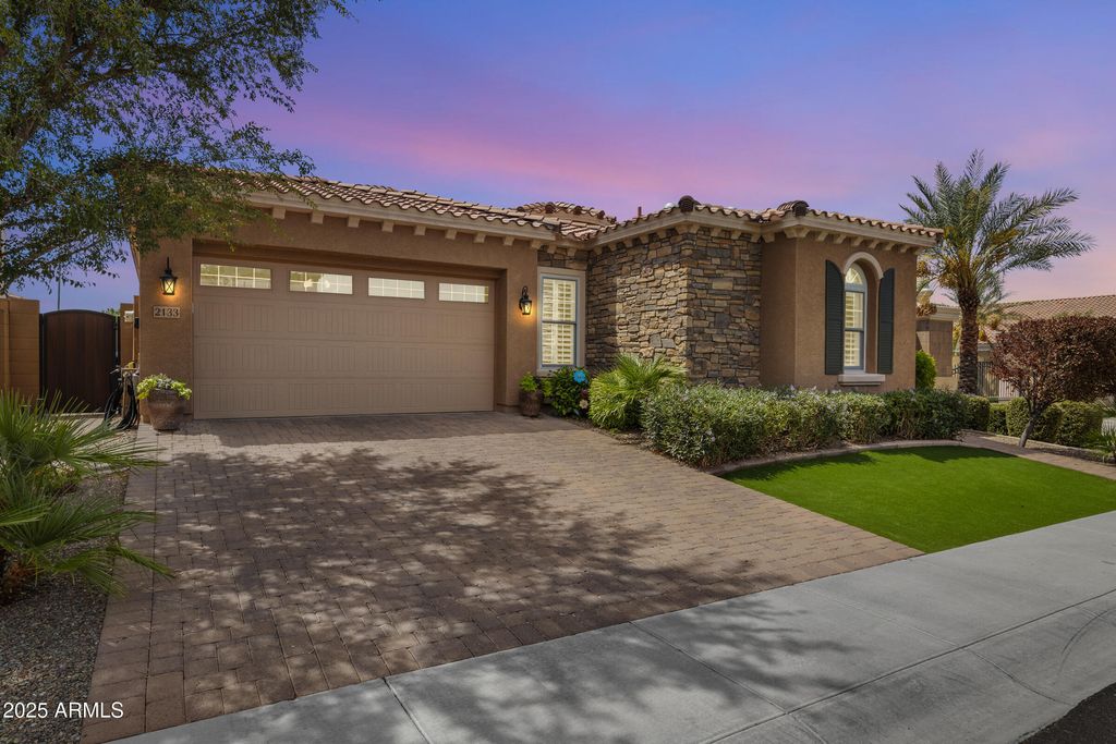 Photo of 2133 E Kesler Lane, Chandler, AZ 85225 (MLS # 6962637)