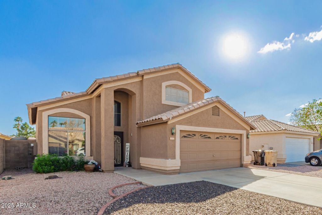 Photo of 8215 W Voltaire Avenue, Peoria, AZ 85381 (MLS # 6934213)