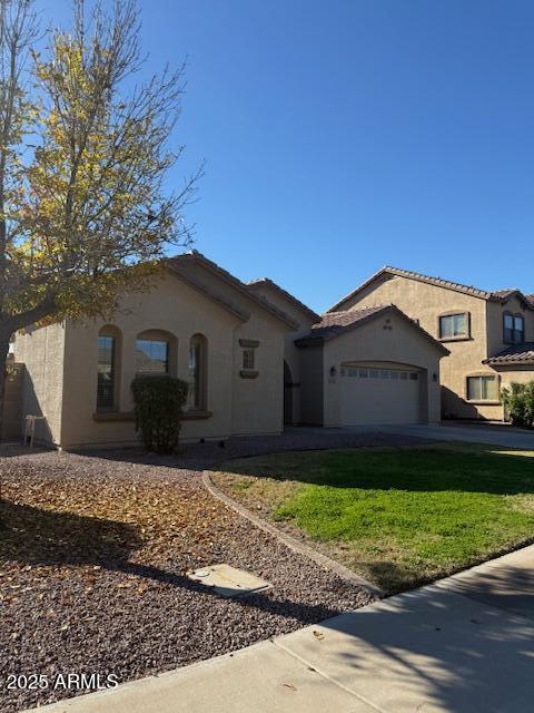 4231 E FIRESTONE Drive