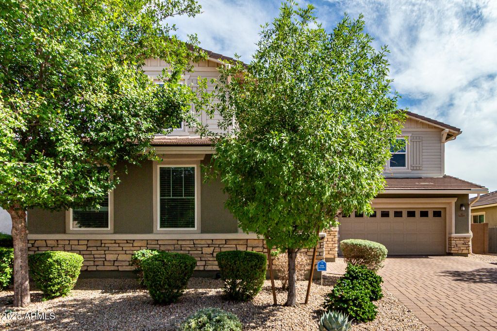 Photo of 14727 W Pasadena Avenue, Litchfield Park, AZ 85340 (MLS # 6873163)