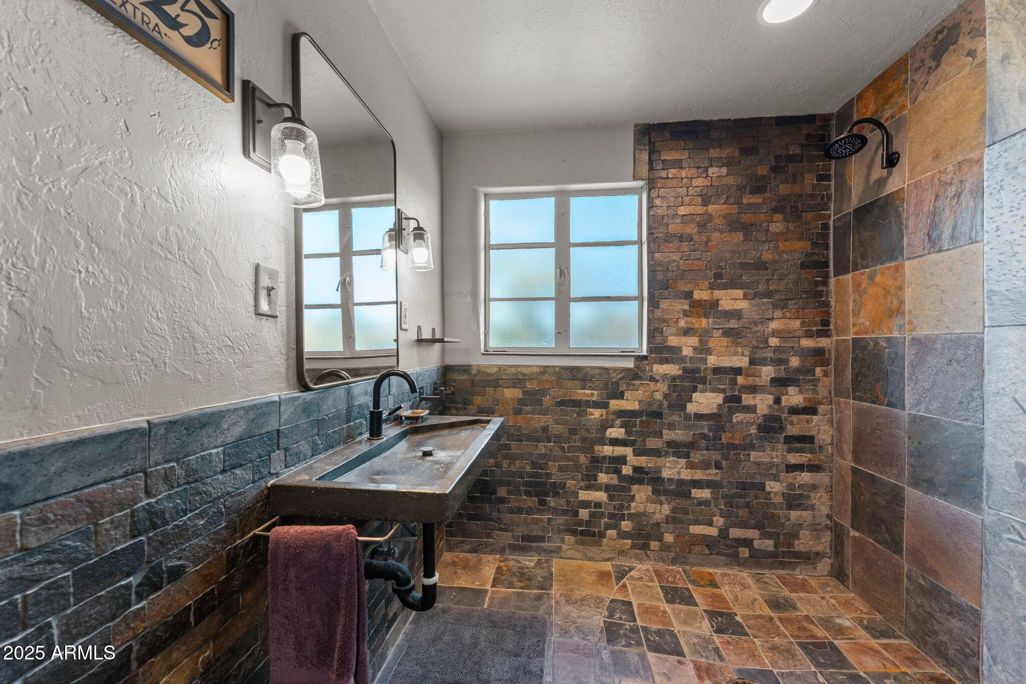 51433 US Highway 60 89