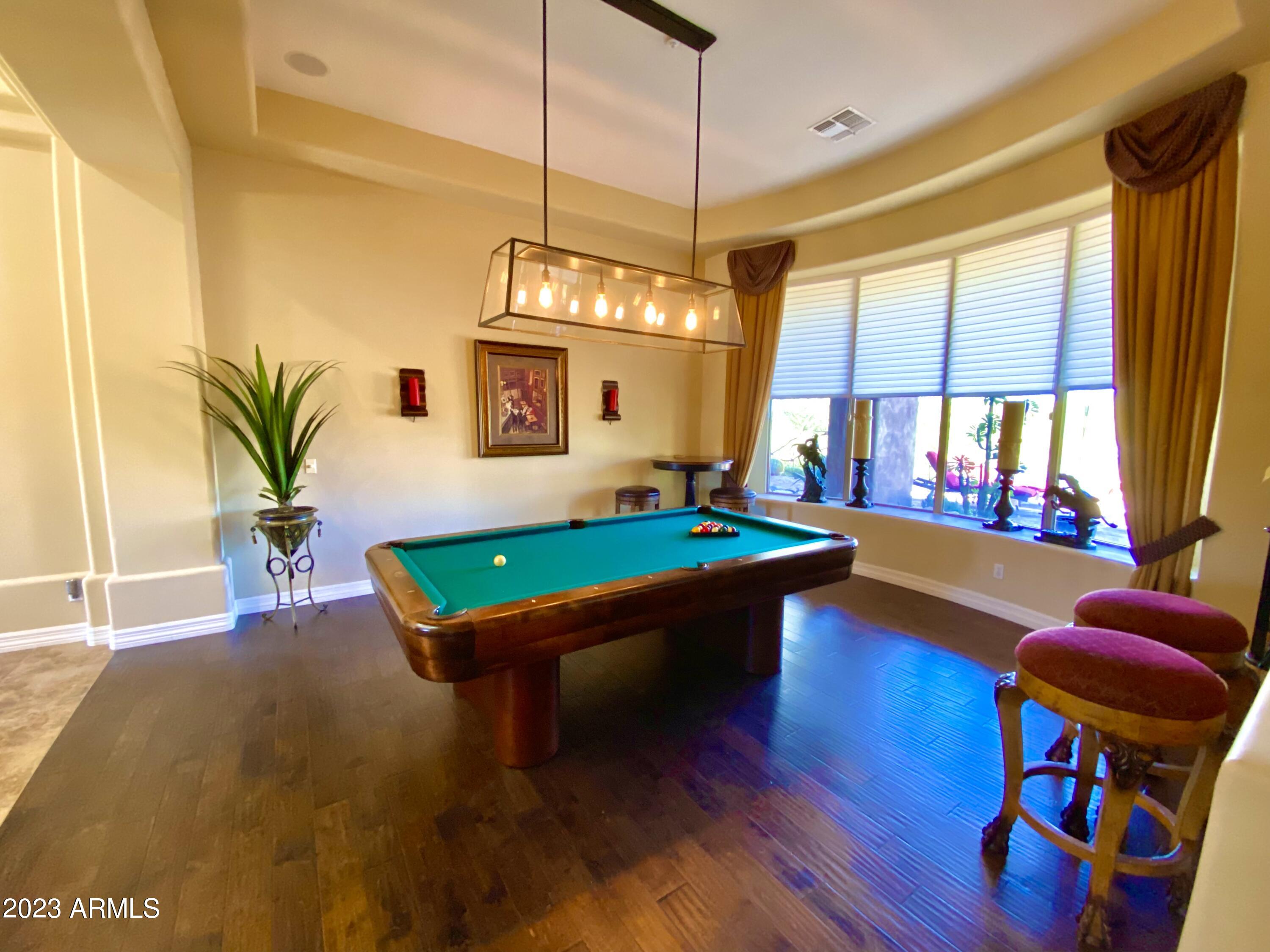 9886 E WHITEWING Drive