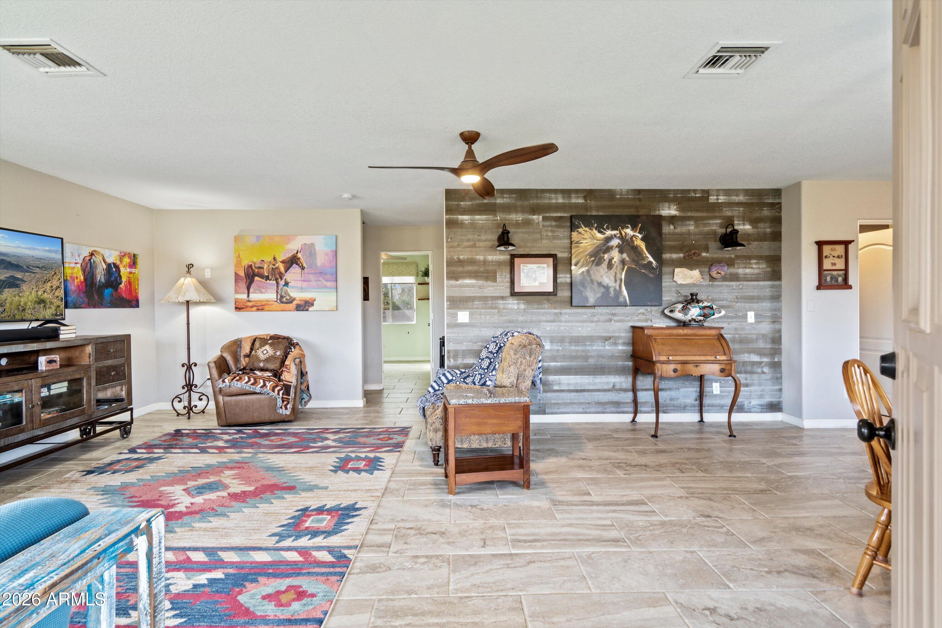 2316 W White Spar Road