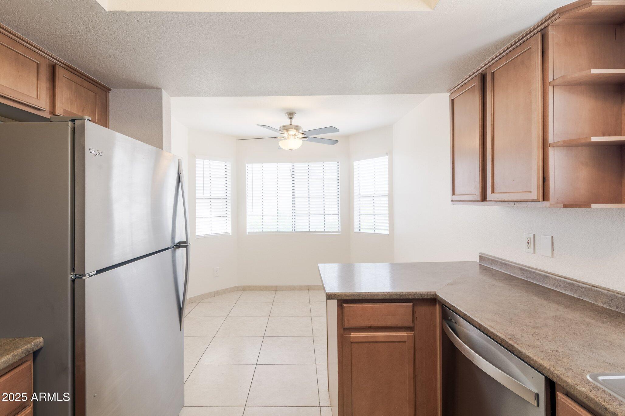 925 S LONGMORE -- 201