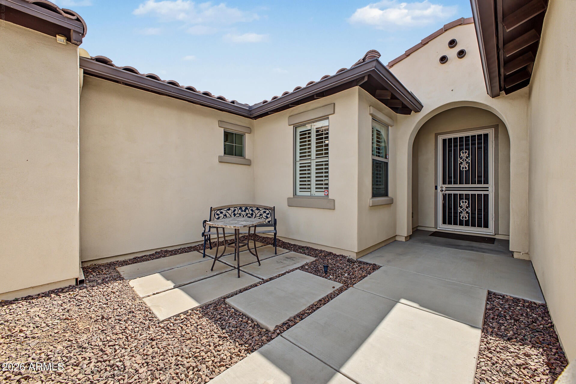 3861 E TONTO Place