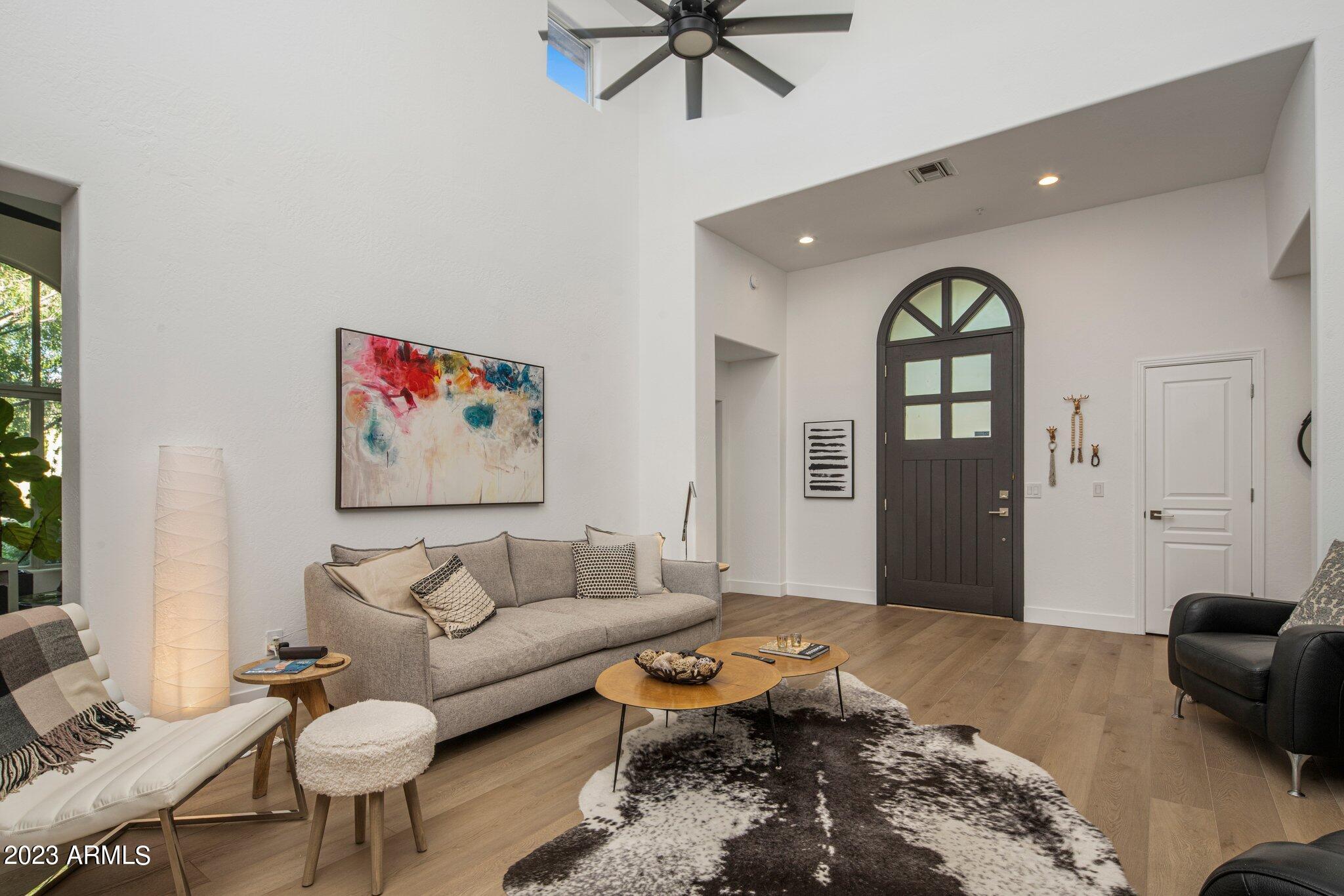 20802 N GRAYHAWK Drive 1096