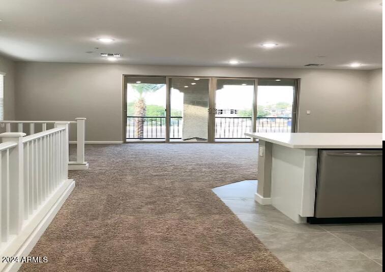 155 N Lakeview Boulevard 208