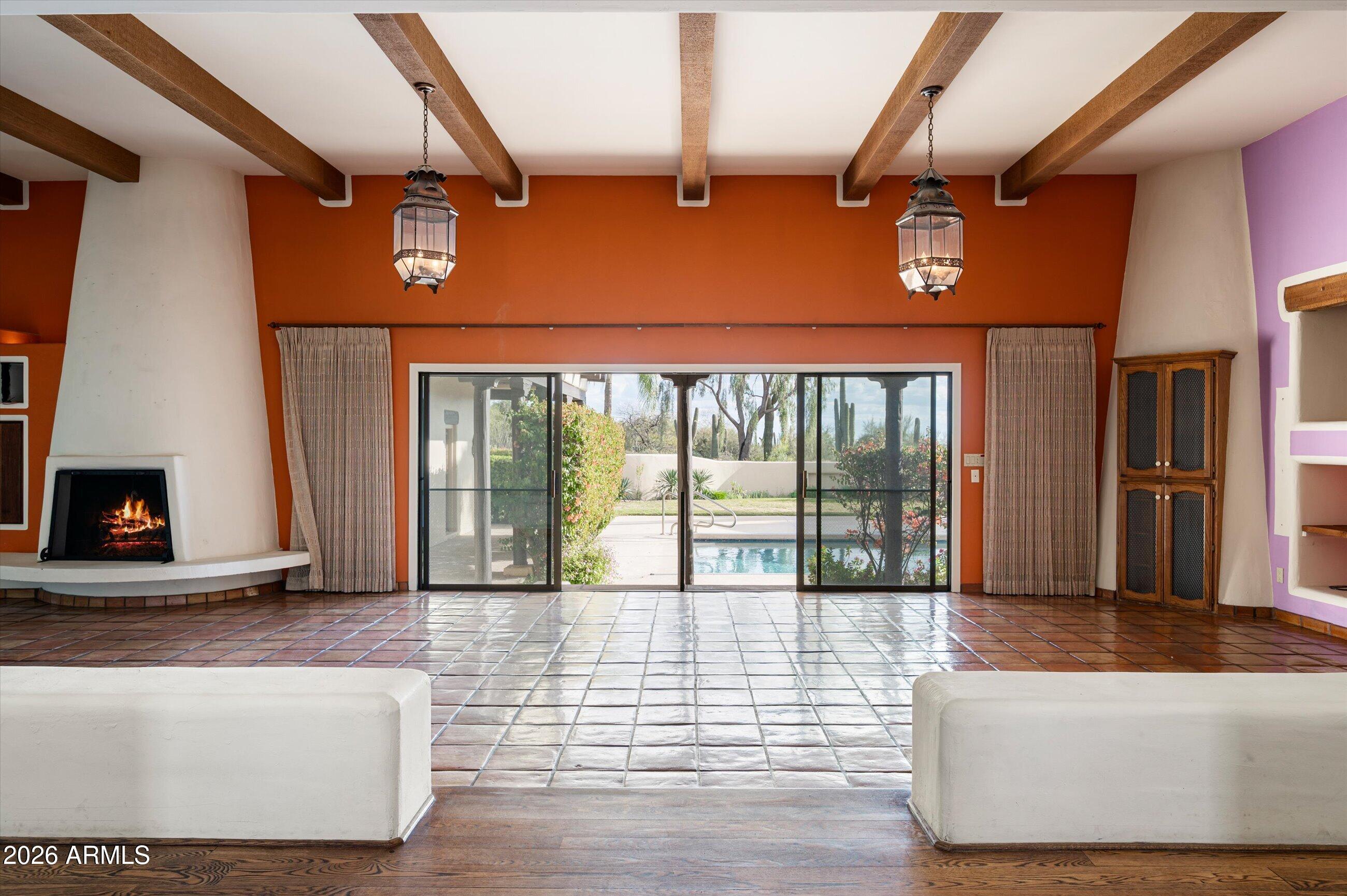 PINNACLE PEAK HEIGHTS - Residential