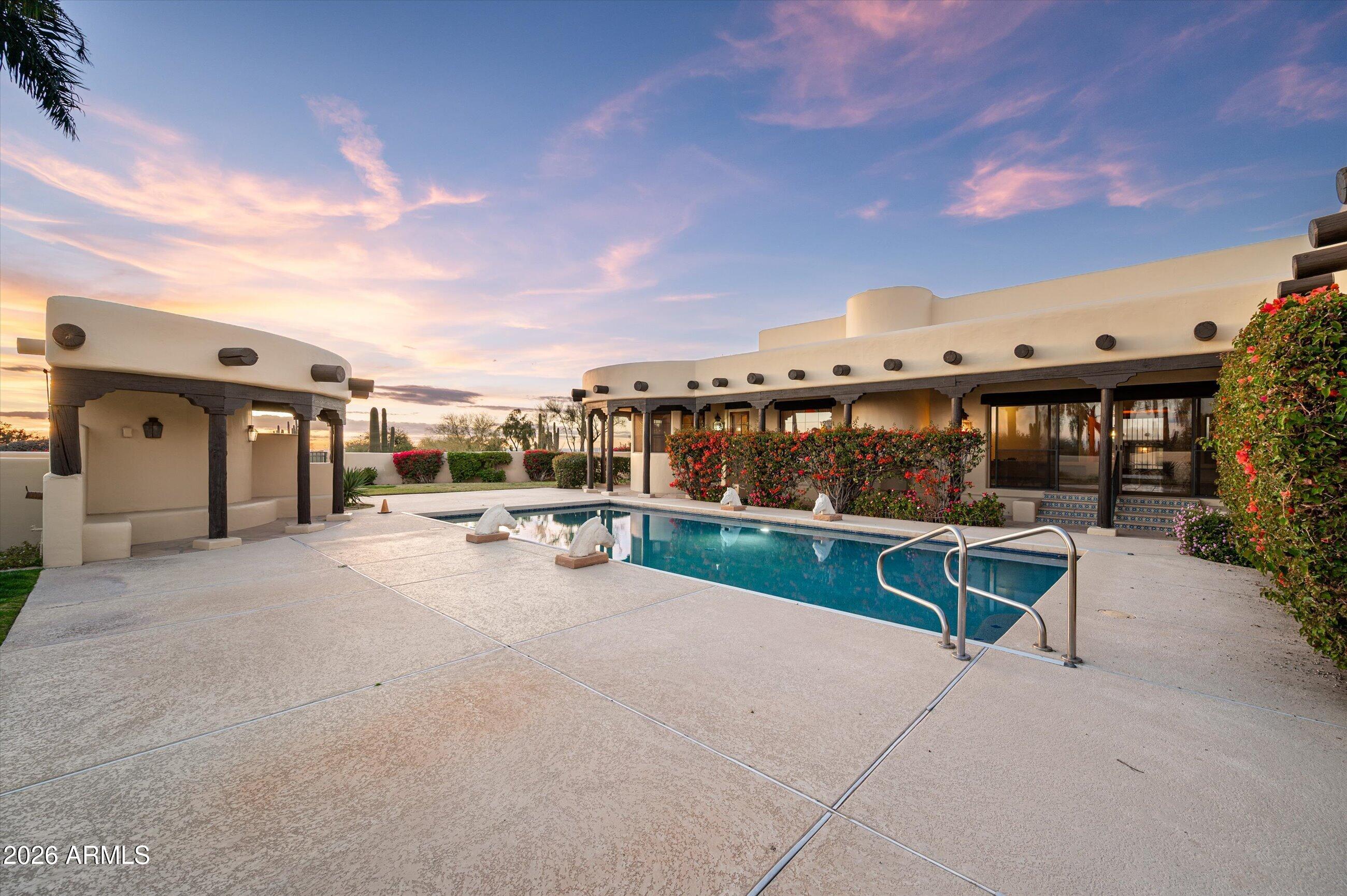 PINNACLE PEAK HEIGHTS - Residential