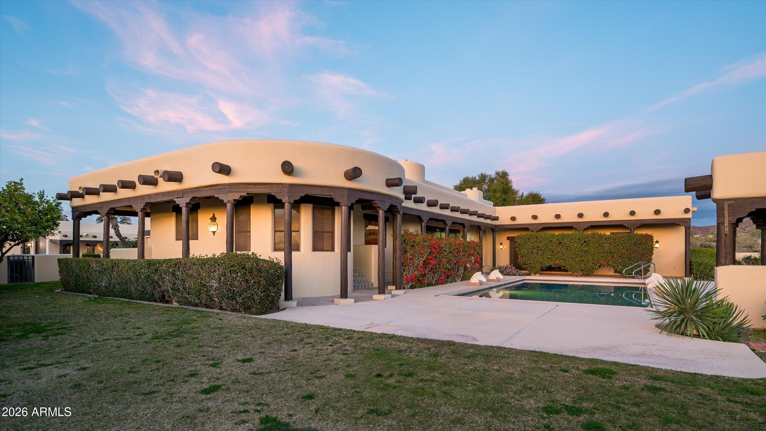 PINNACLE PEAK HEIGHTS - Residential