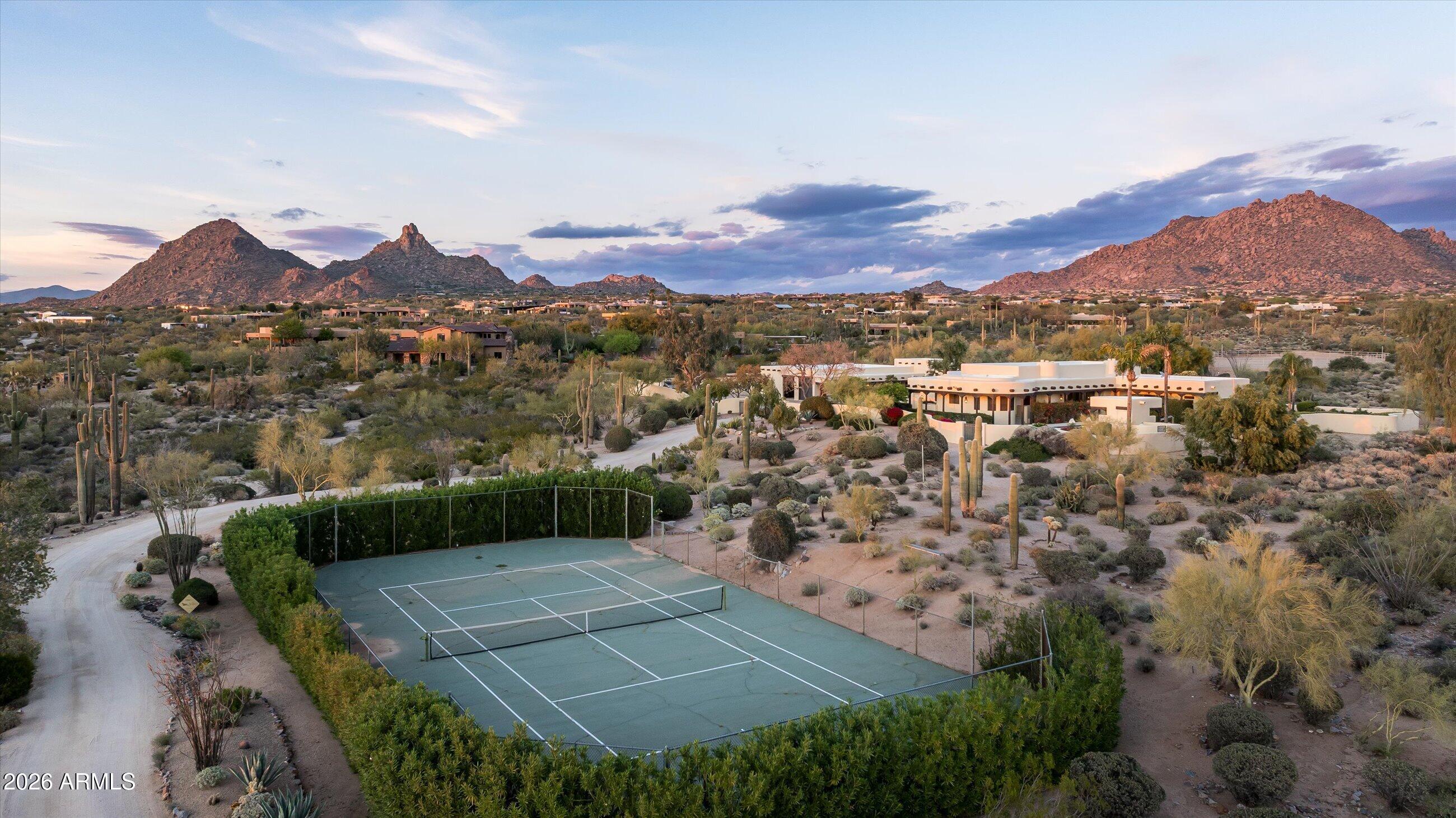 PINNACLE PEAK HEIGHTS - Residential