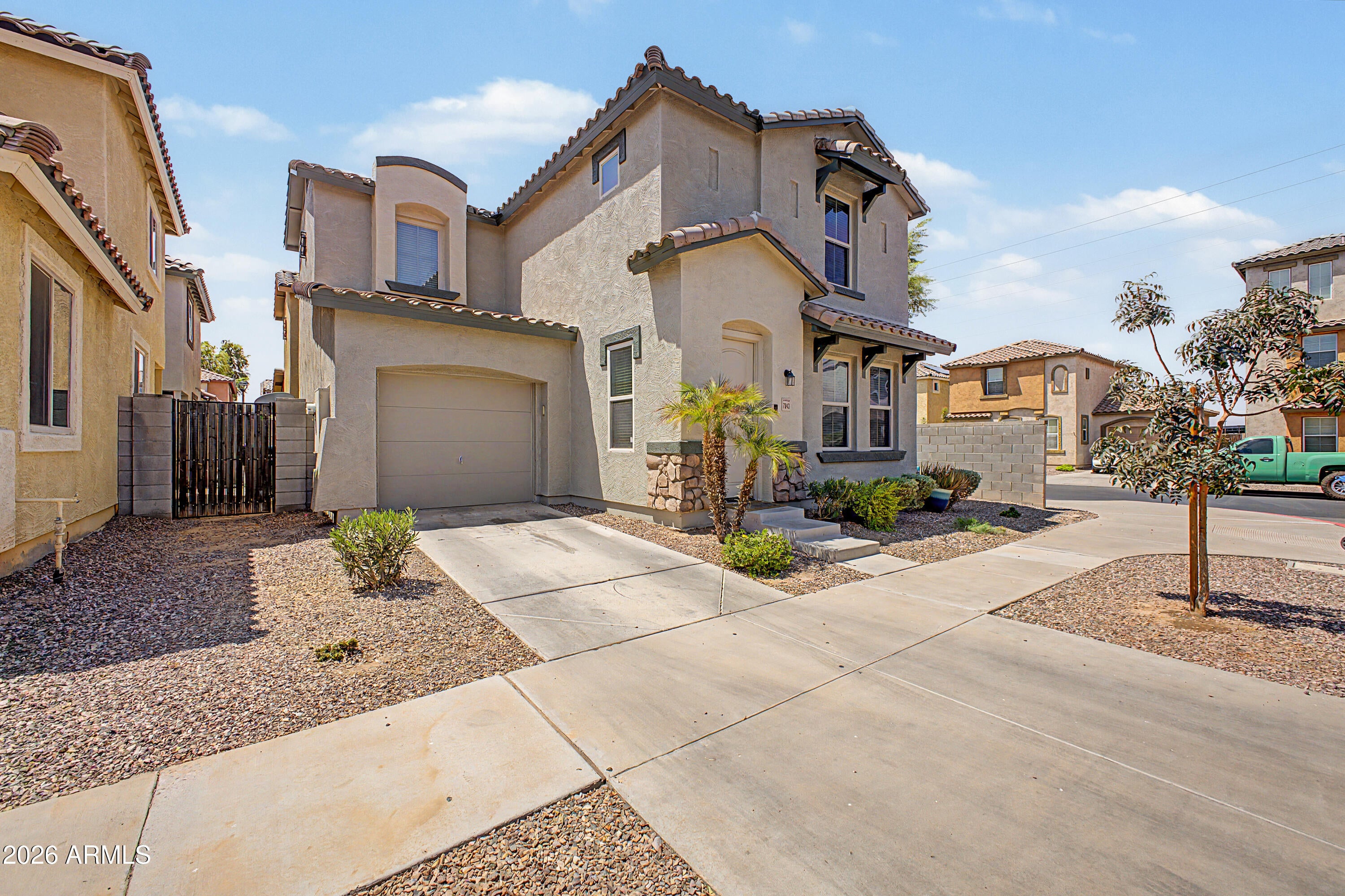 7843 W CYPRESS Street