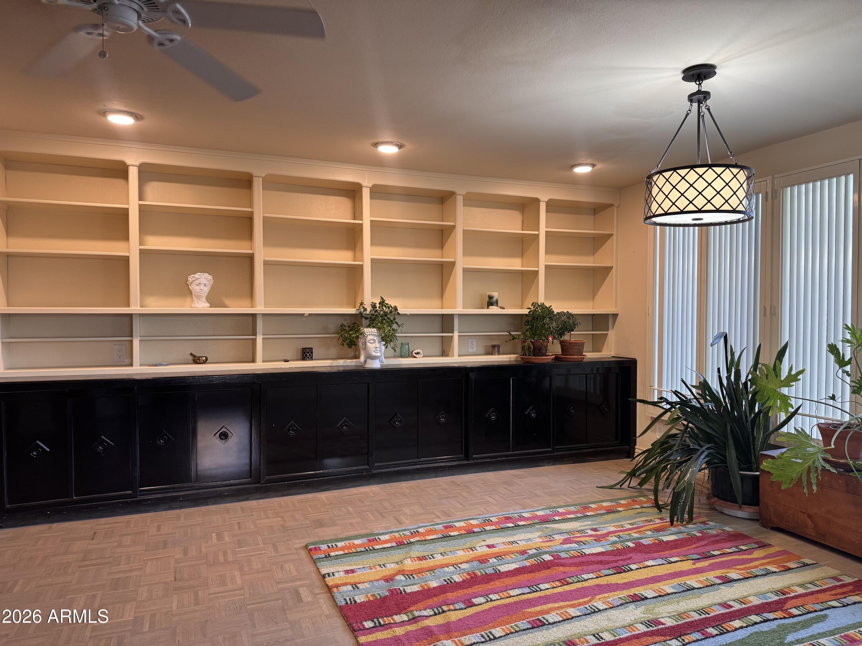 7660 E Highland Avenue