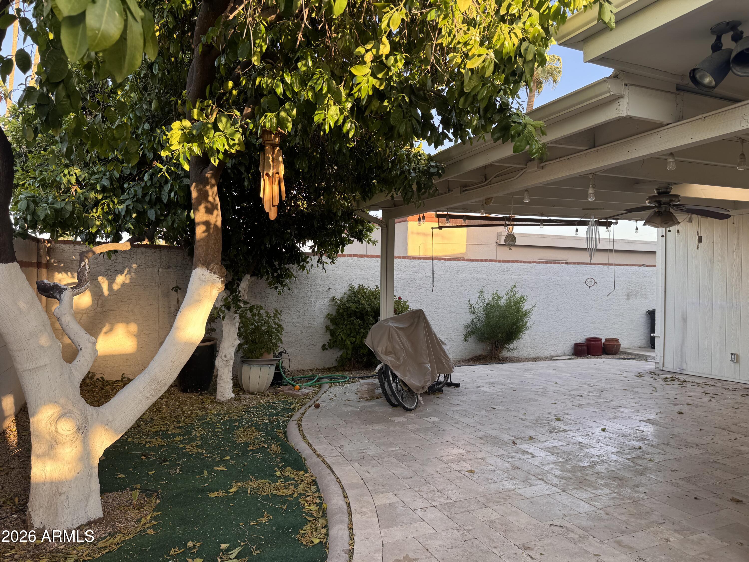 7660 E Highland Avenue