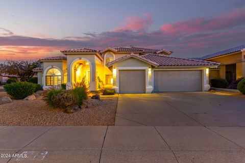 Single Family Residence in Glendale AZ 5717 SOFT WIND Drive.jpg