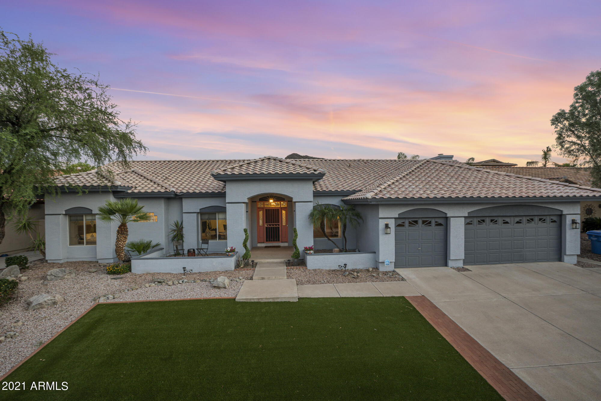 Photo 1 of 65 — 1627 E LE MARCHE Avenue, Phoenix, AZ 85022