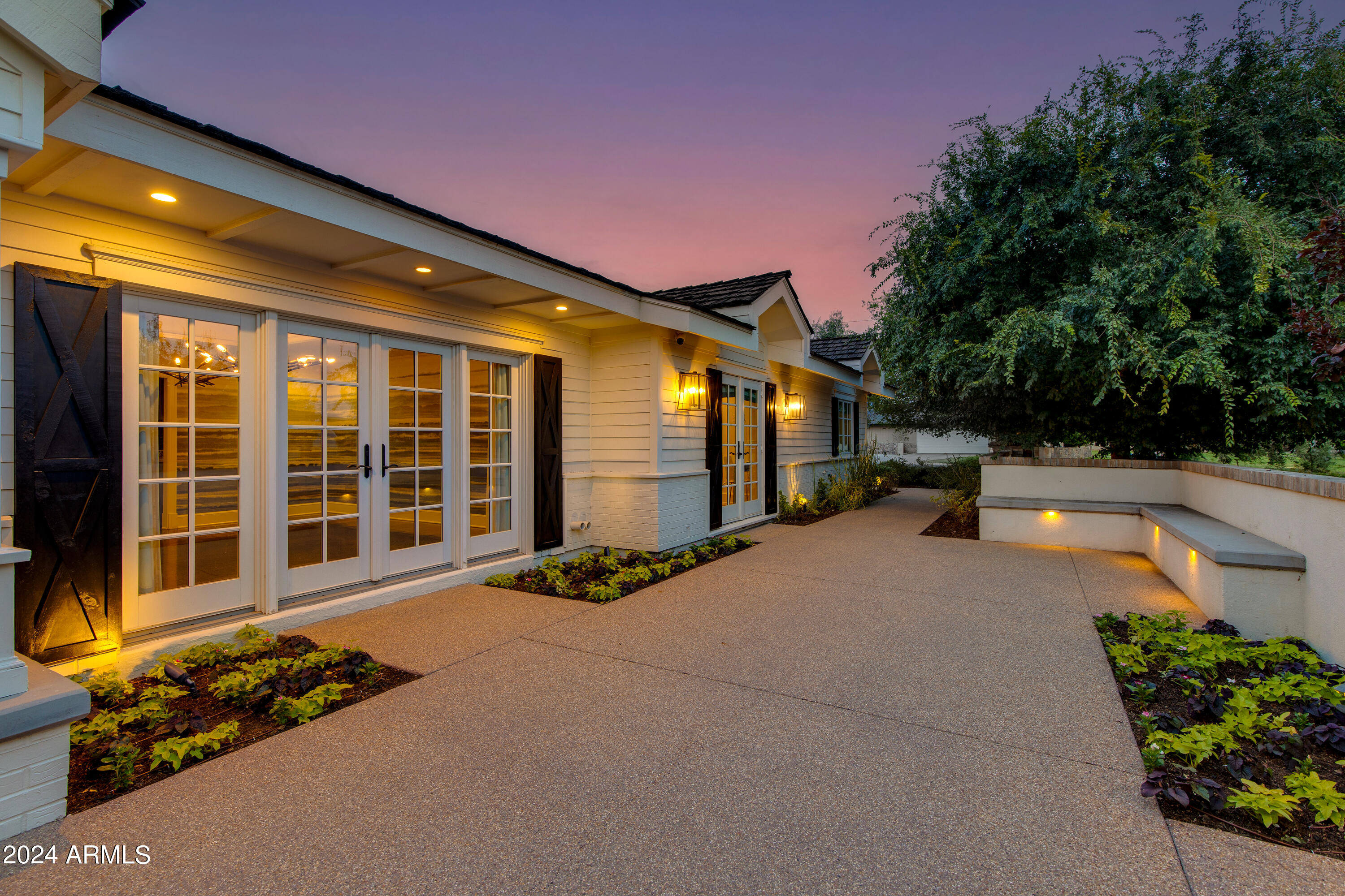 5350 E CALLE DEL MEDIO --