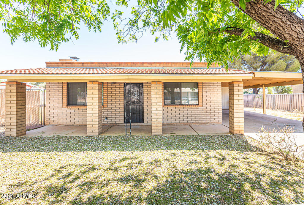 MONTEBELLO - Residential