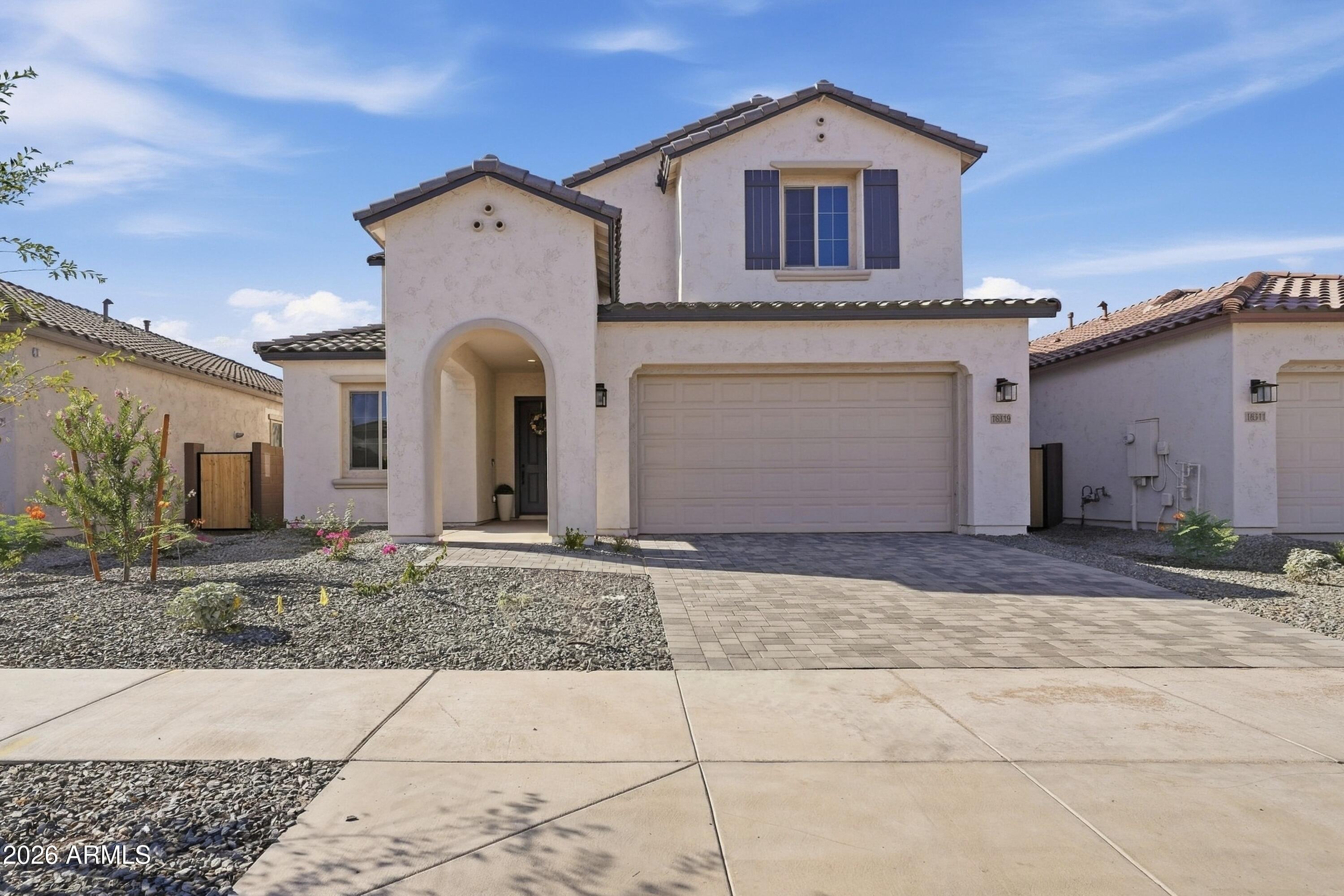 18319 E CREOSOTE Drive