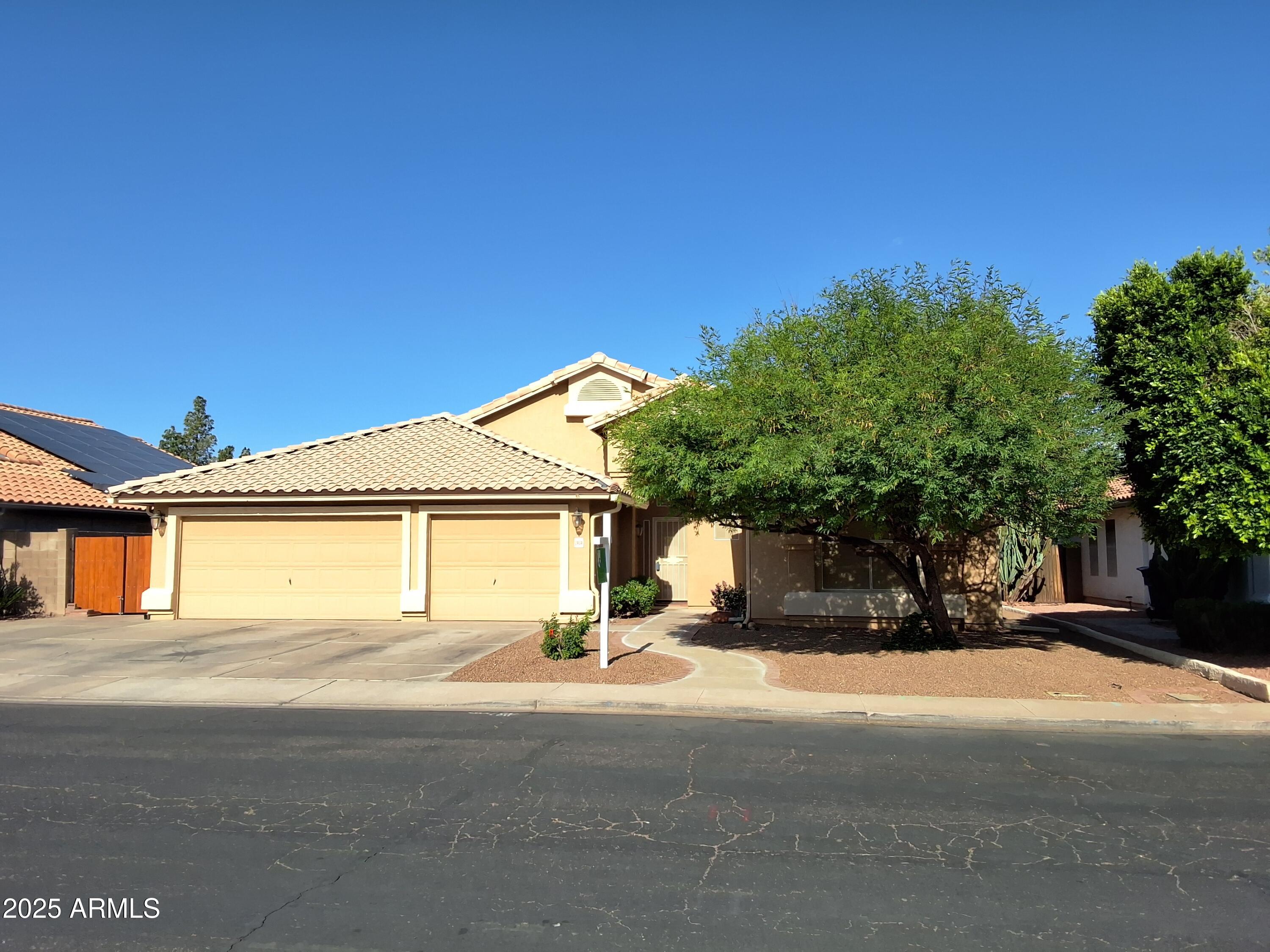2434 S COLLEEN --