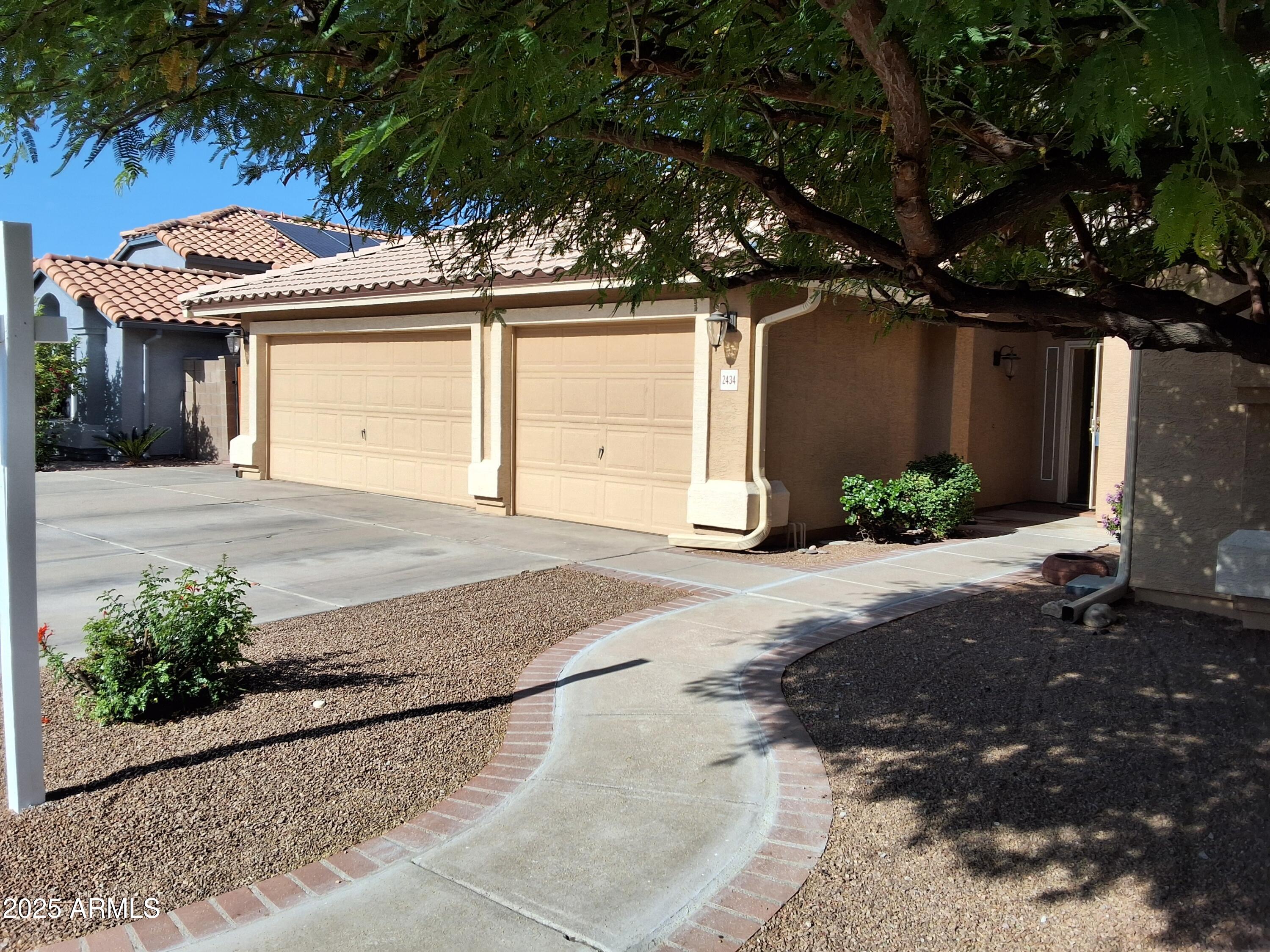 2434 S COLLEEN --