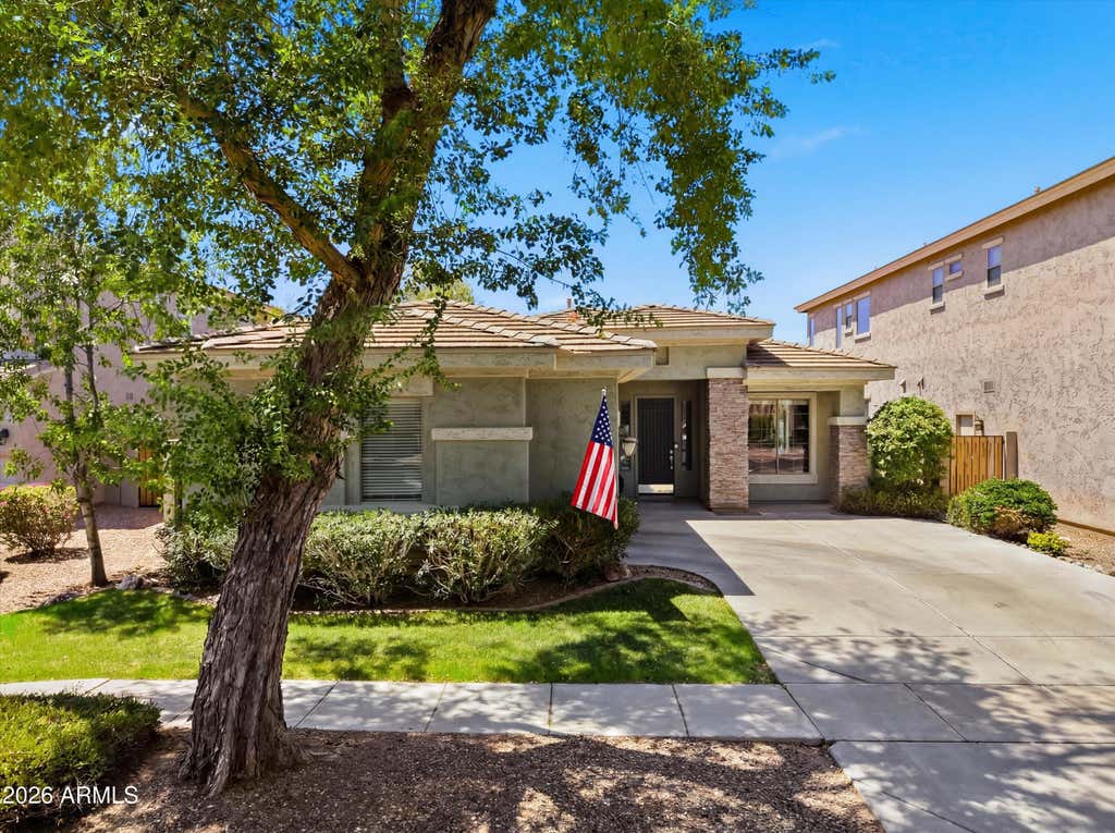 Photo of 4212 E Marshall Avenue, Gilbert, AZ 85297 (MLS # 7046667)