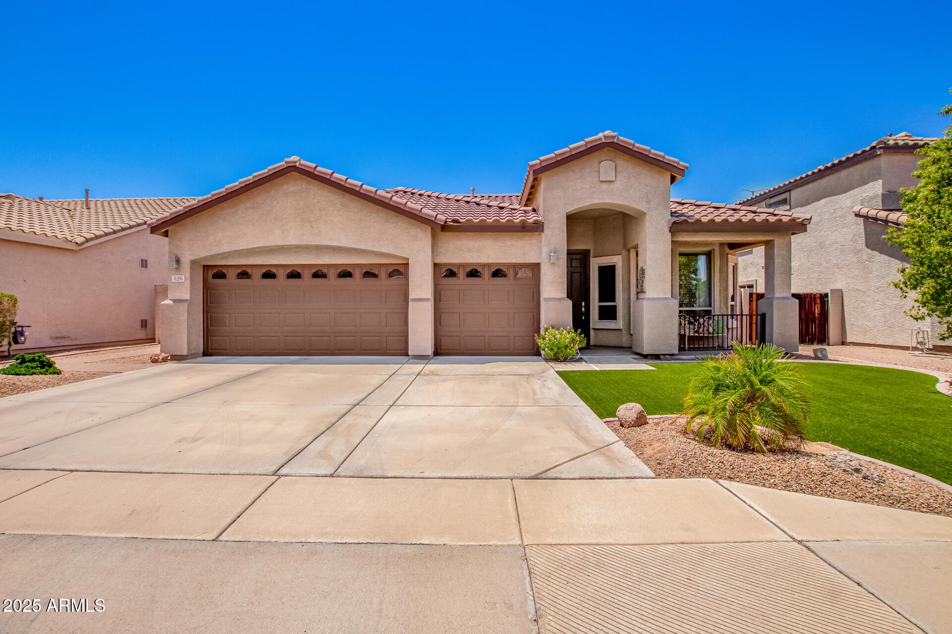 526 N MERINO --