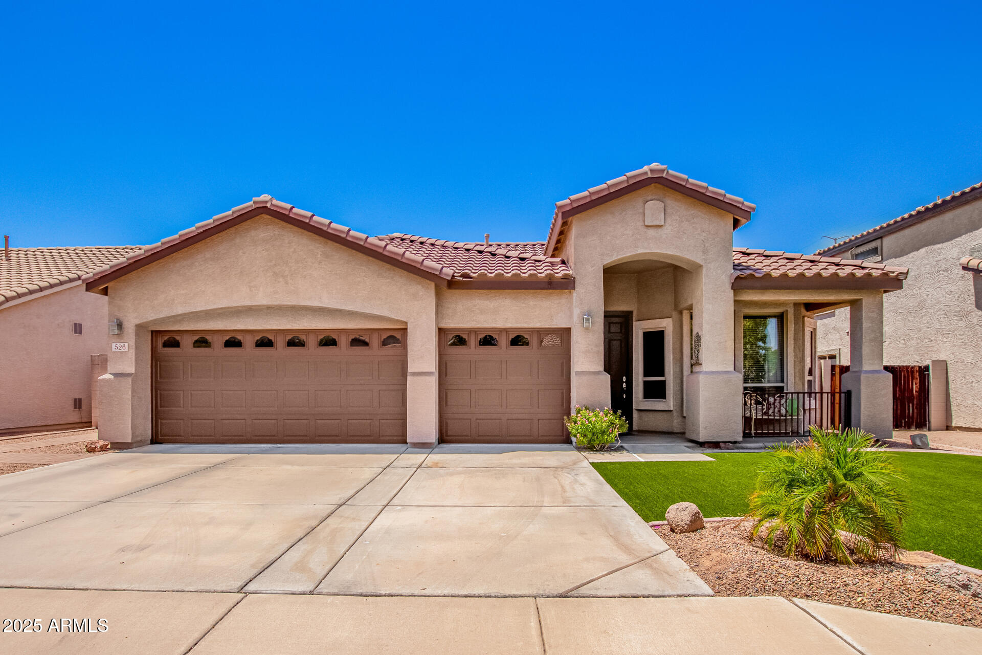 526 N MERINO --