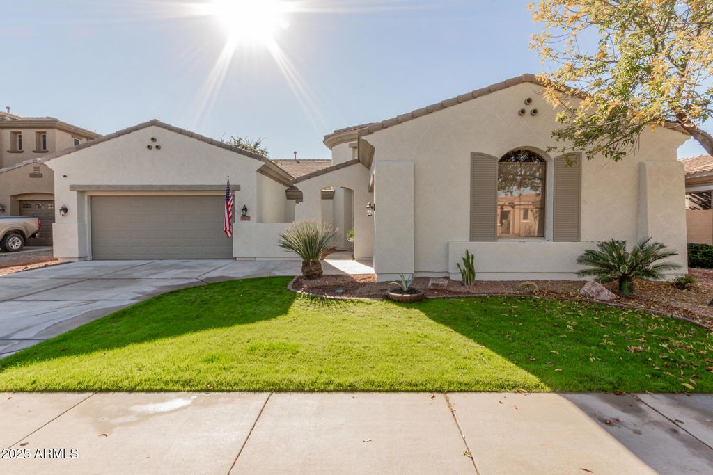 Photo of 3273 E Oriole Way, Chandler, AZ 85286 (MLS # 6959879)